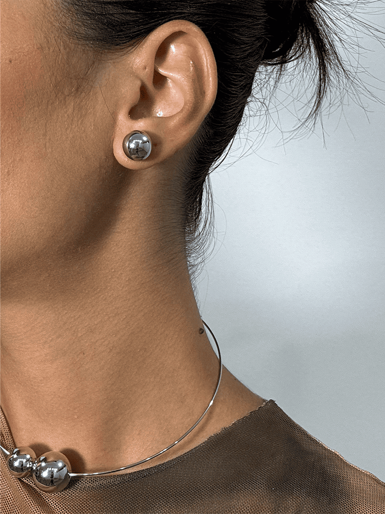 Conjunto Prata de Colar e Brinco de Esfera