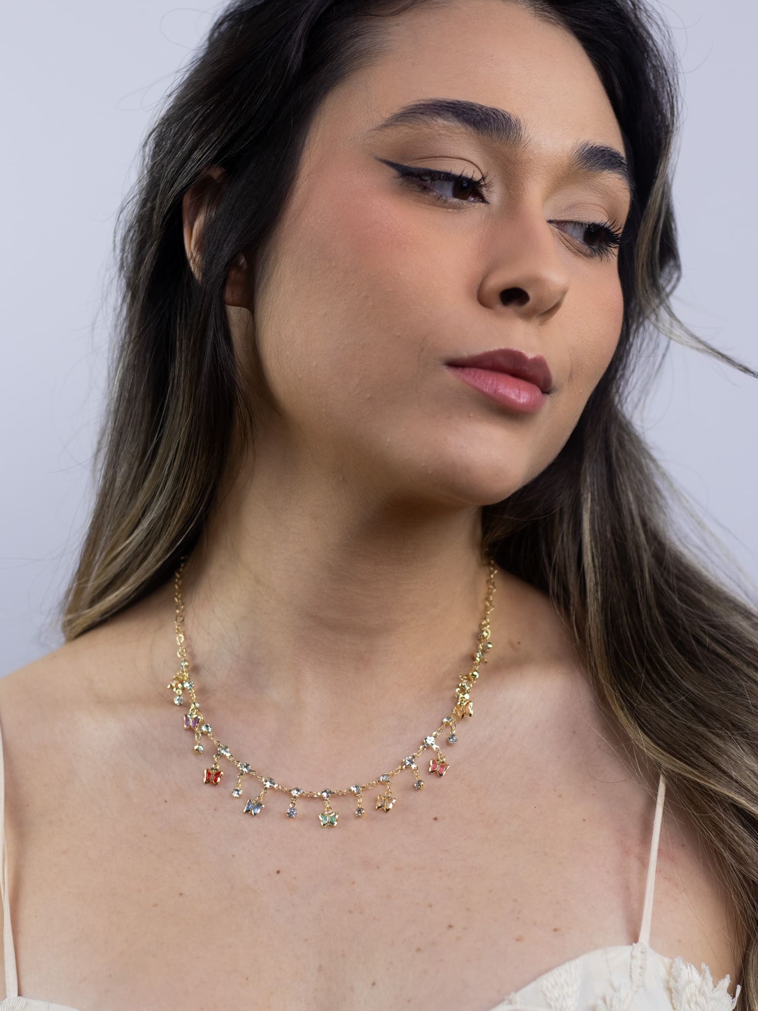 Choker Borboleta Colorida com Cristal Banhado a Ouro 18k