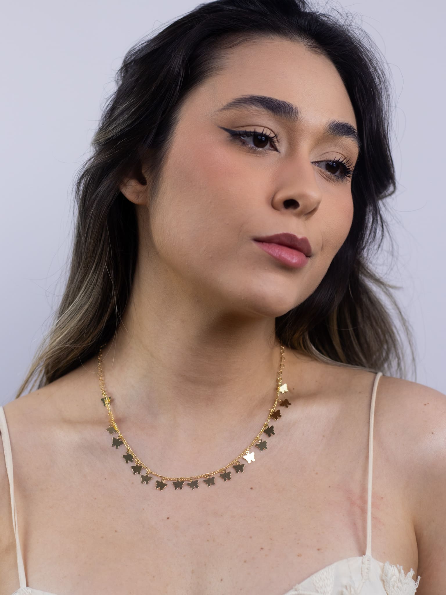 Choker Metal de Borboleta Banhada a Ouro 18k