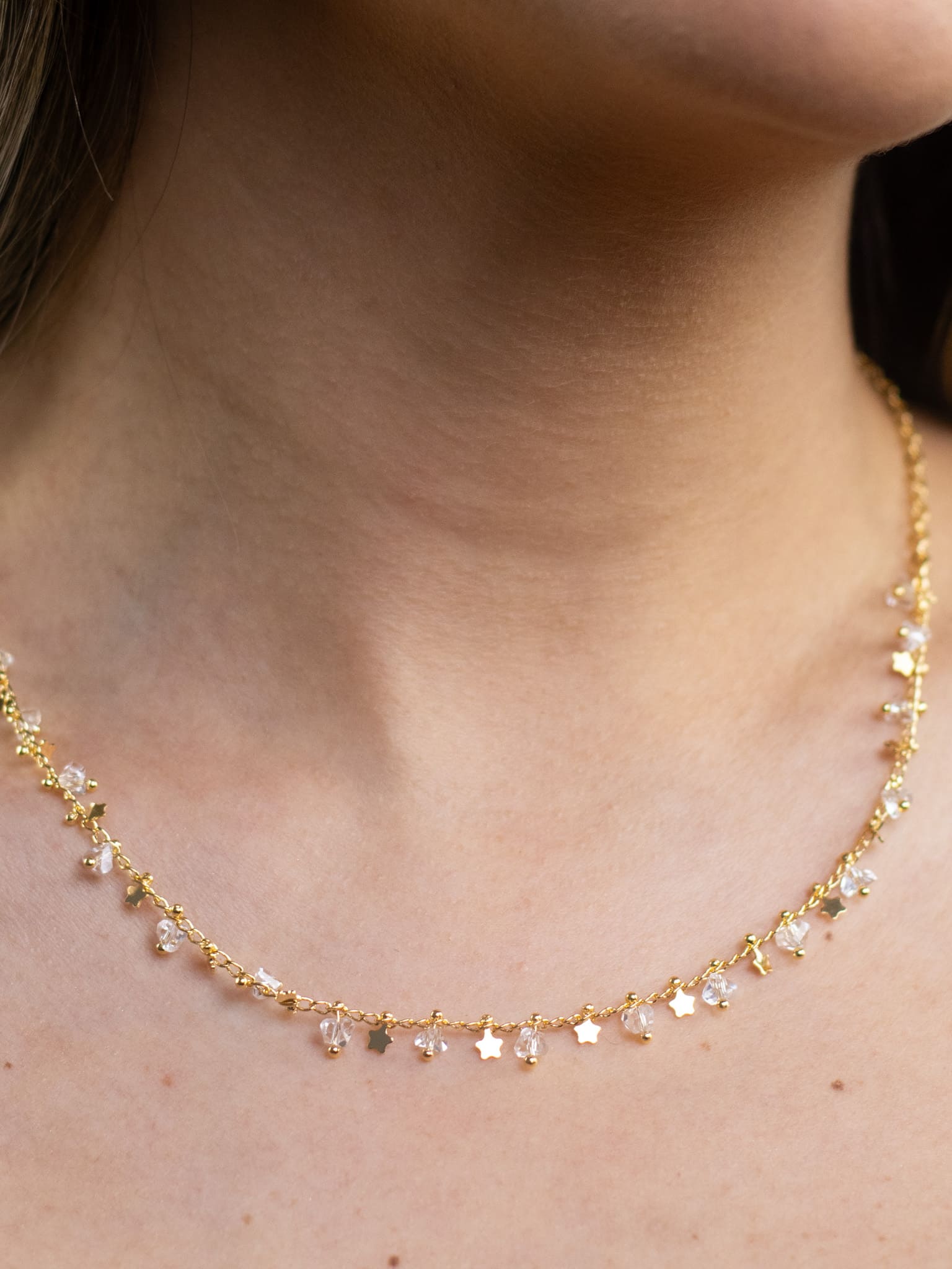 Choker Metal Estrela com Cristal Banhada a Ouro 18k