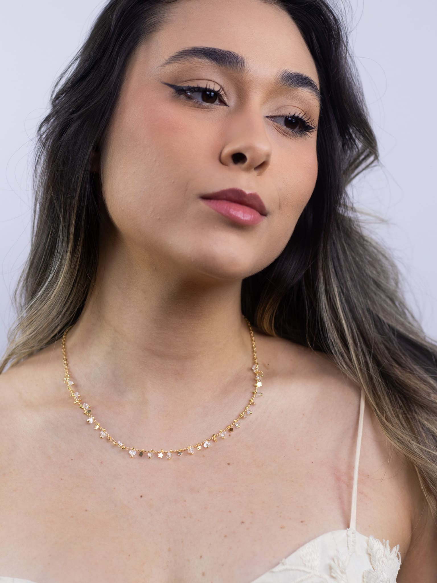 Choker Metal Estrela com Cristal Banhada a Ouro 18k