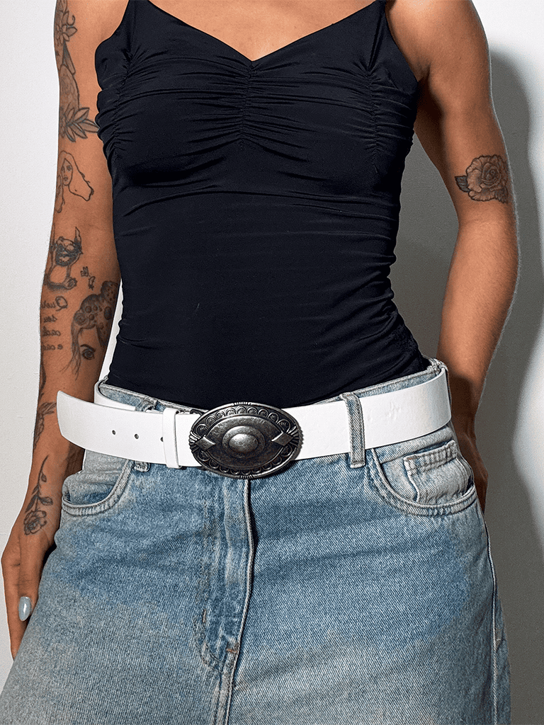 Cinto de Couro Sintético Branco com Fivela de Metal