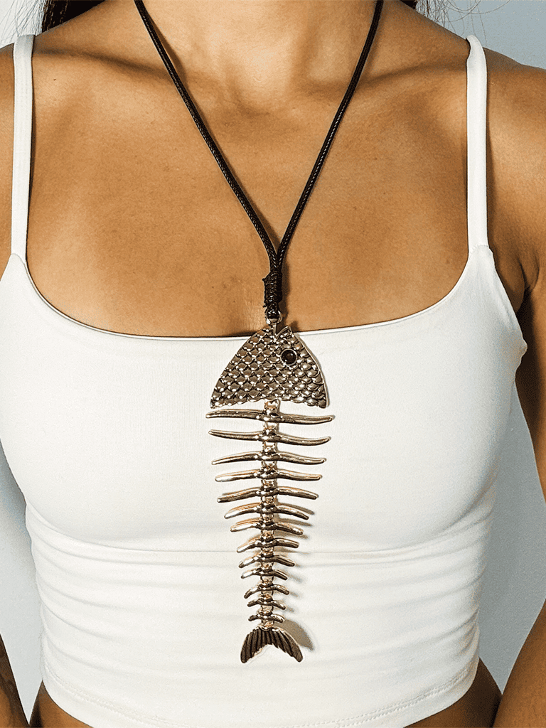 Colar Boho de Cordão Com Pinegnte de Metal Dourado de Peixe Grande