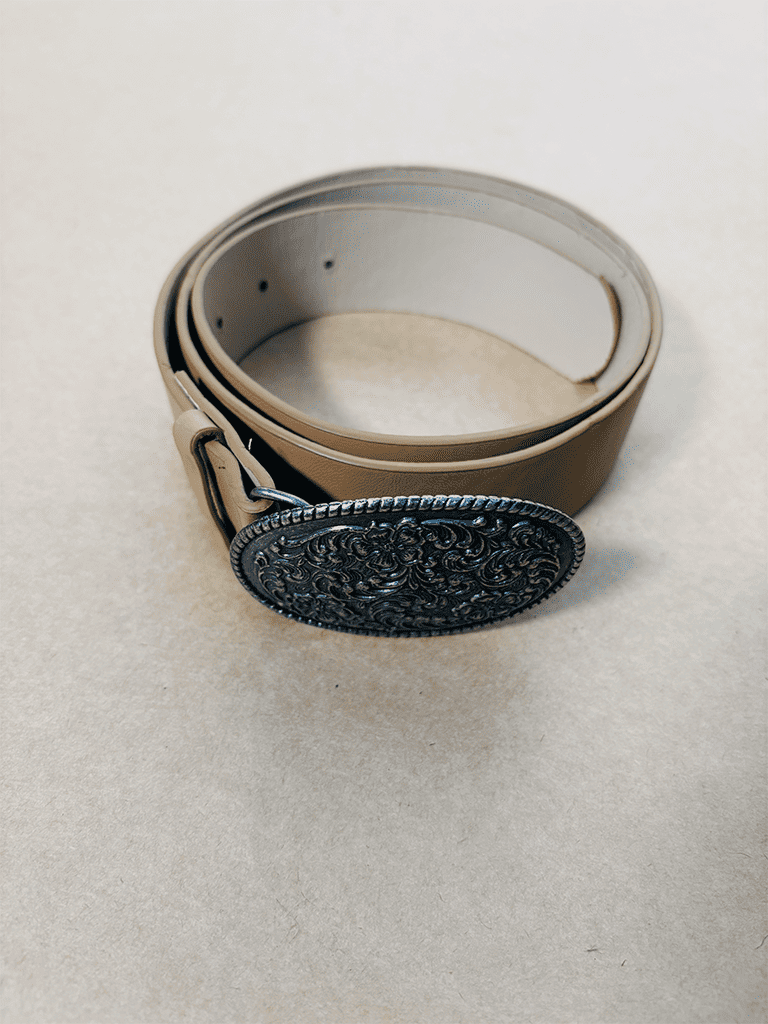 Cinto Cowboy de Couro Sintético Bege com Fivela de Metal Criativa