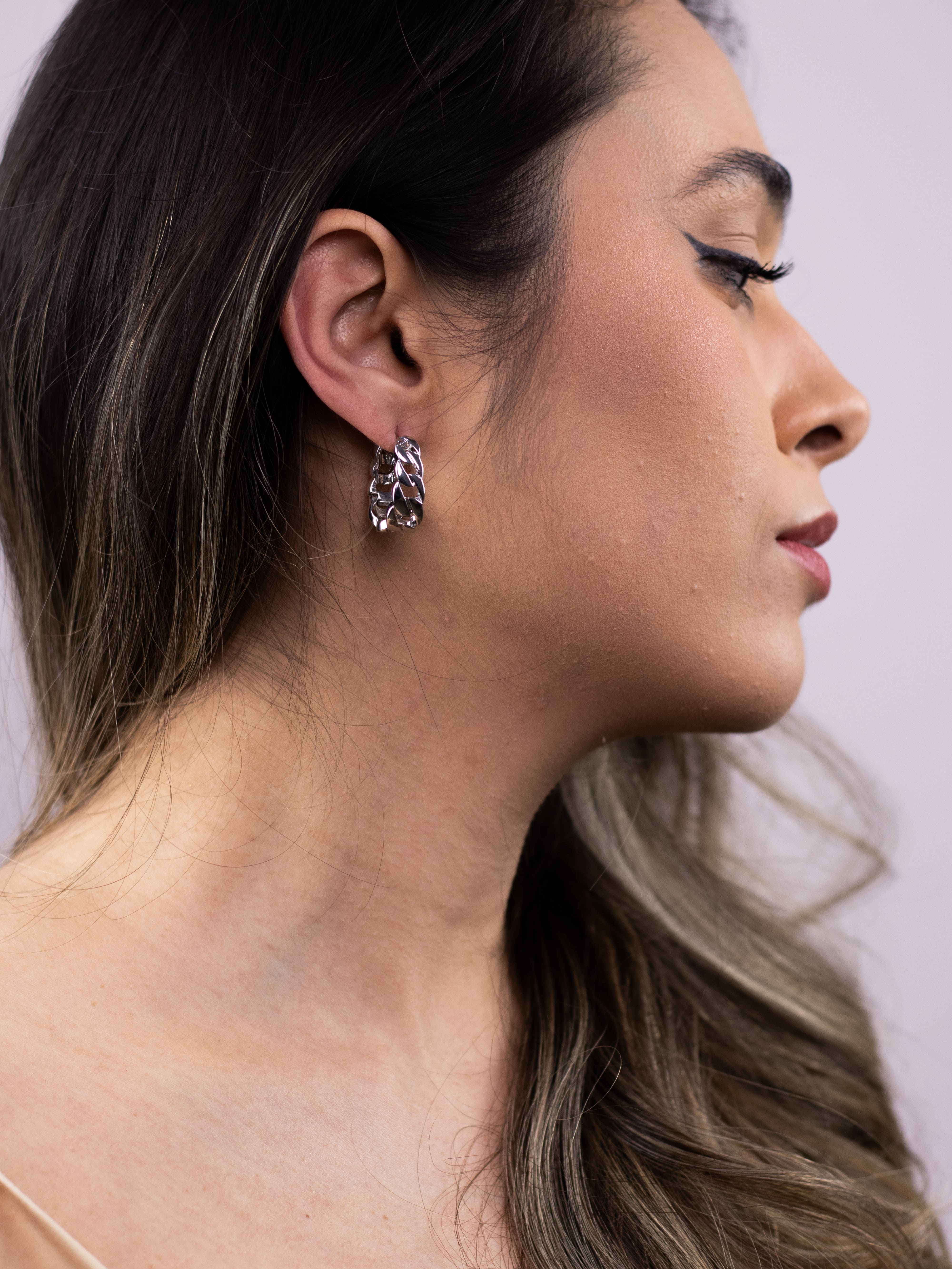 Argola de Metal Prata de Elo