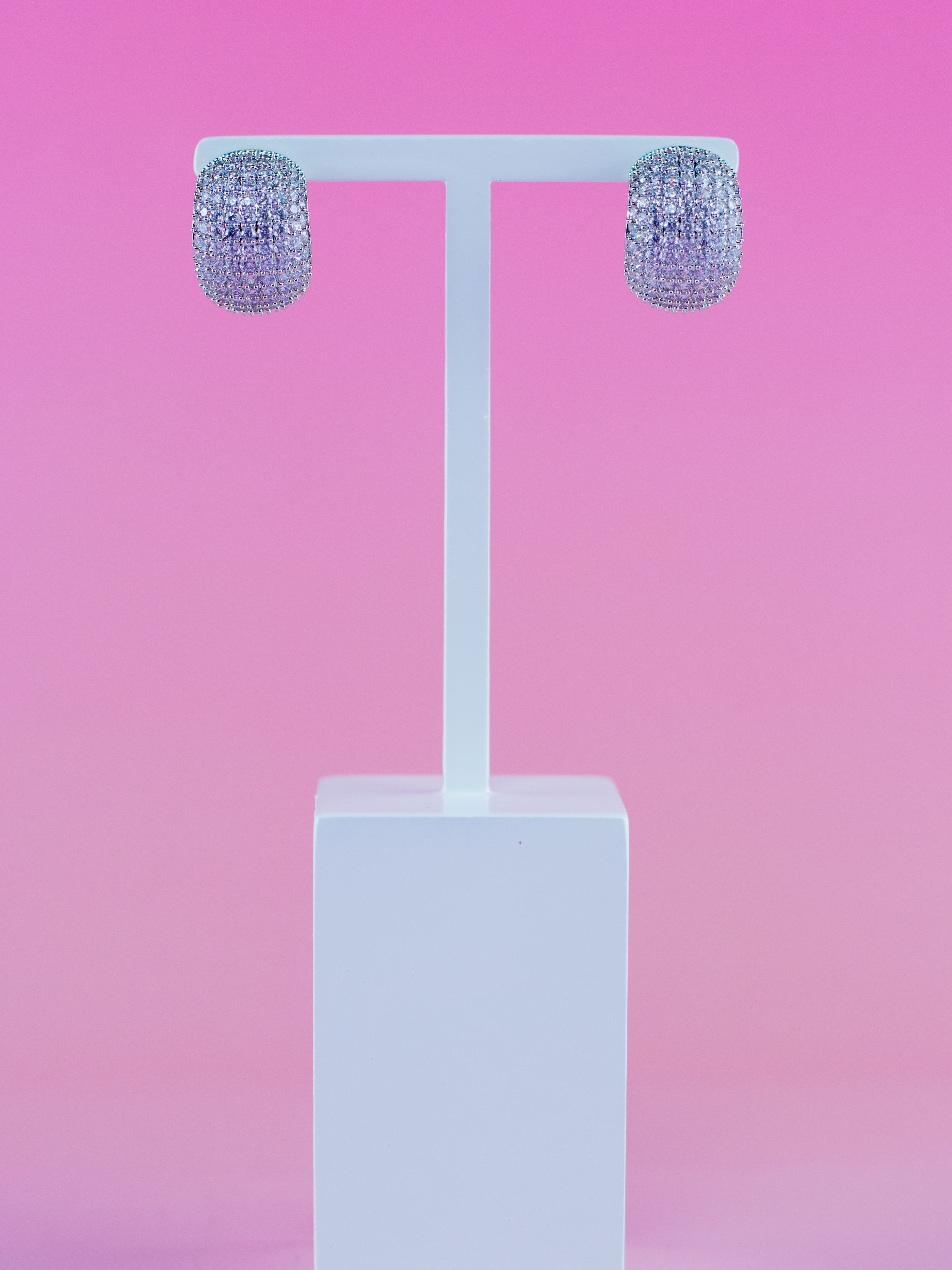 Argola Prata Cravejada de Zircônia