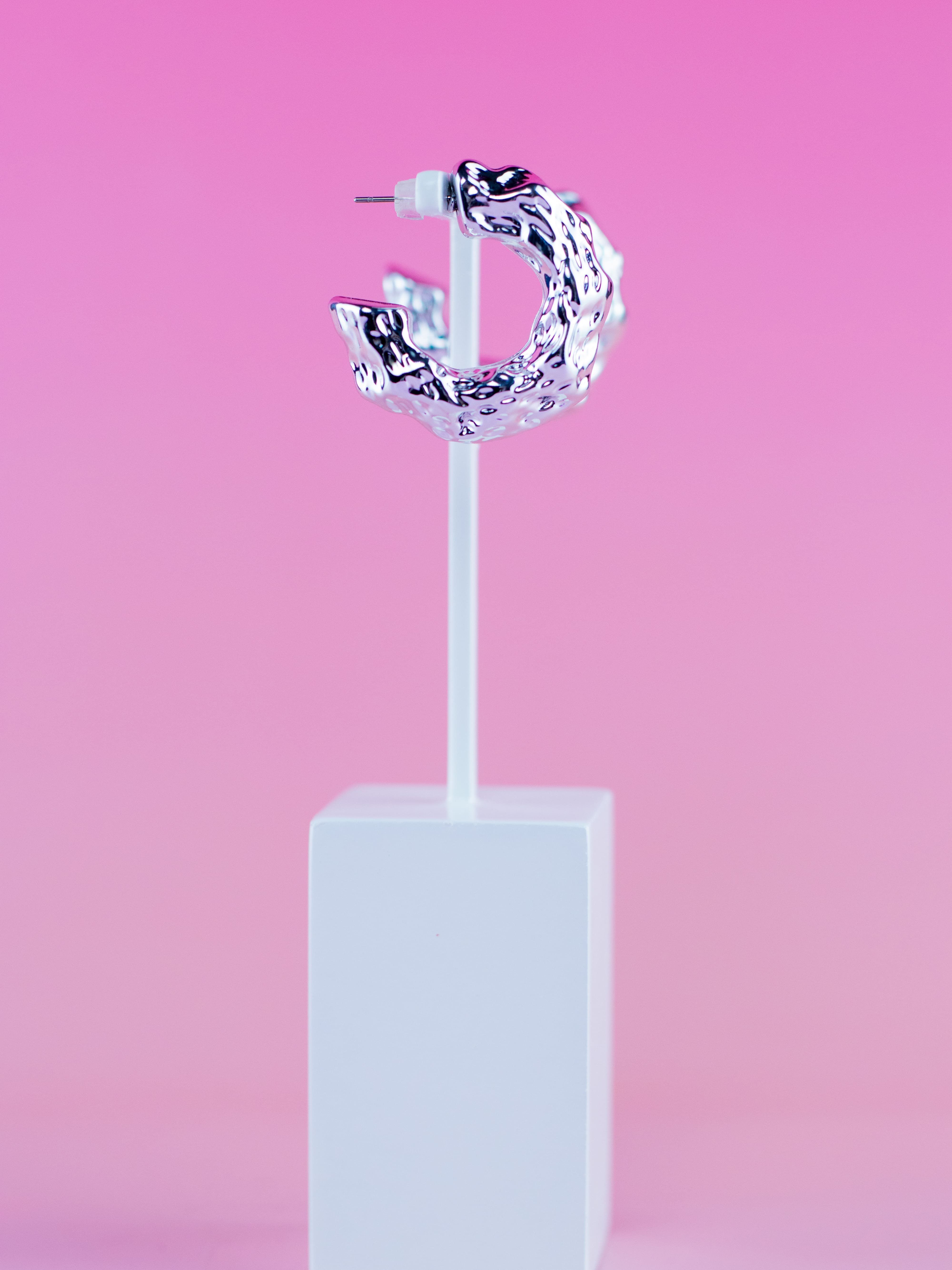 Argola Prata de ABS Martelada