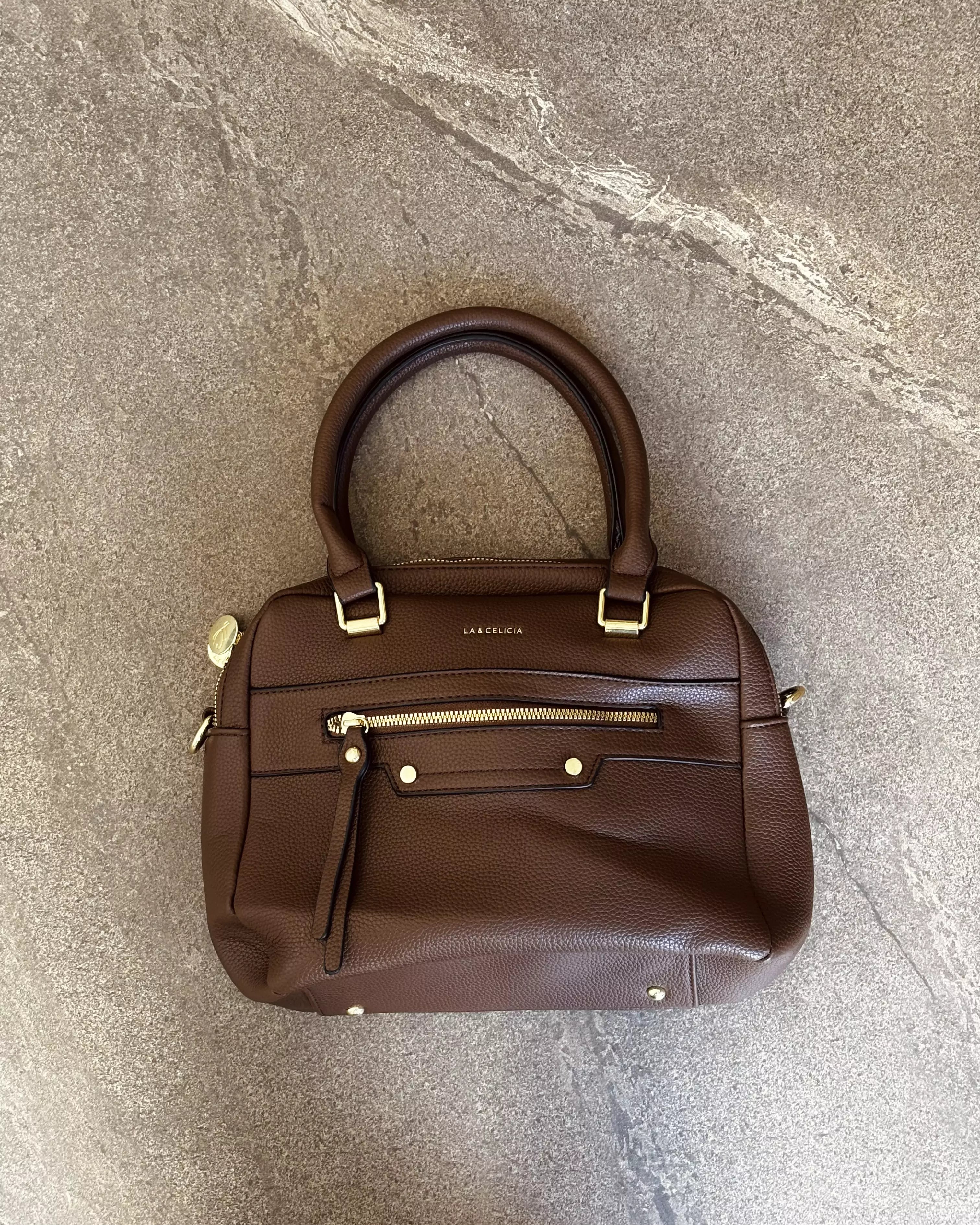 Bolsa Estruturada com Alça de Mão