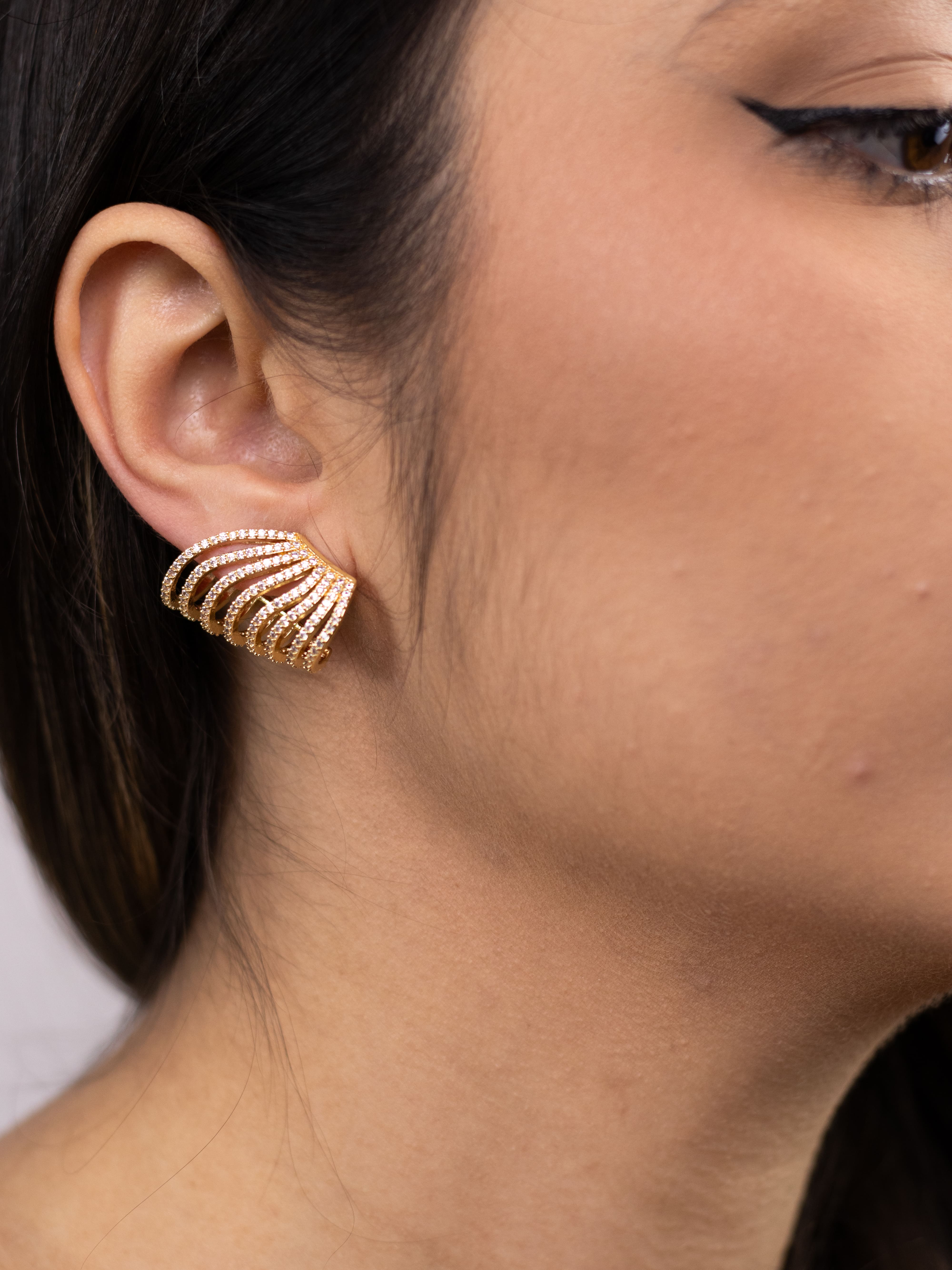 Brinco Base com Camadas de Zircônia Dourado