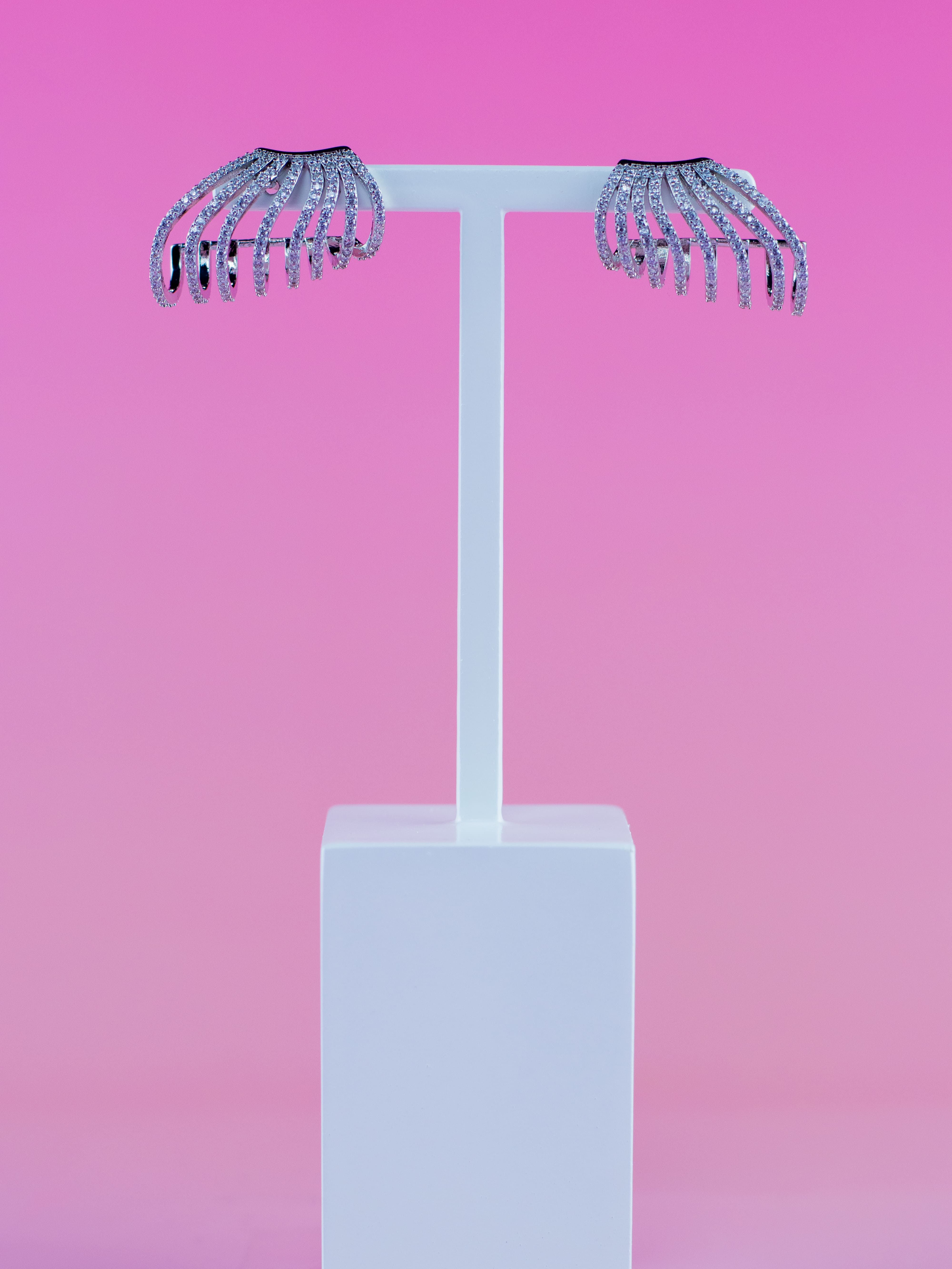 Brinco Base com Camadas de Zircônia Prata