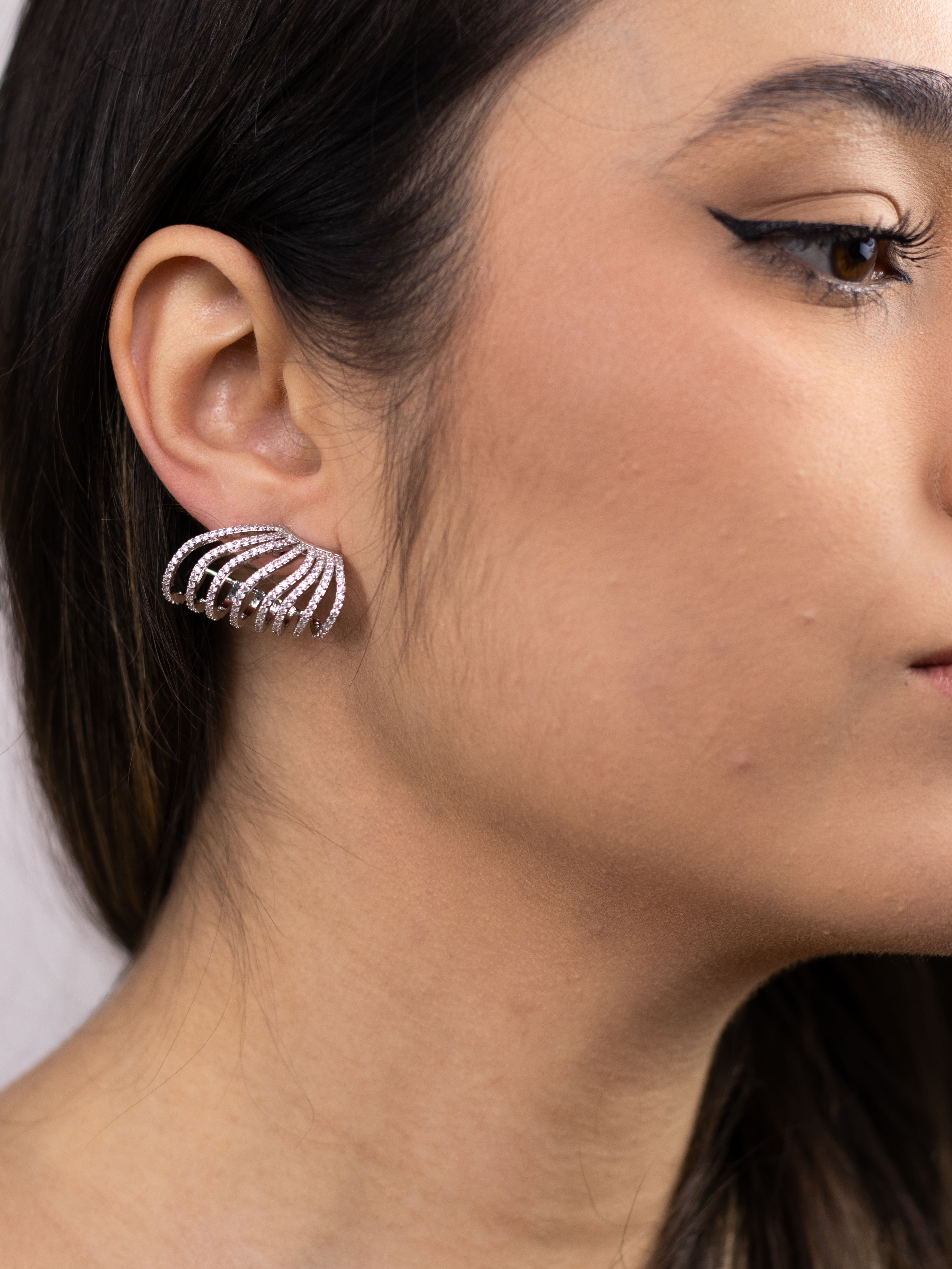 Brinco Base com Camadas de Zircônia Prata