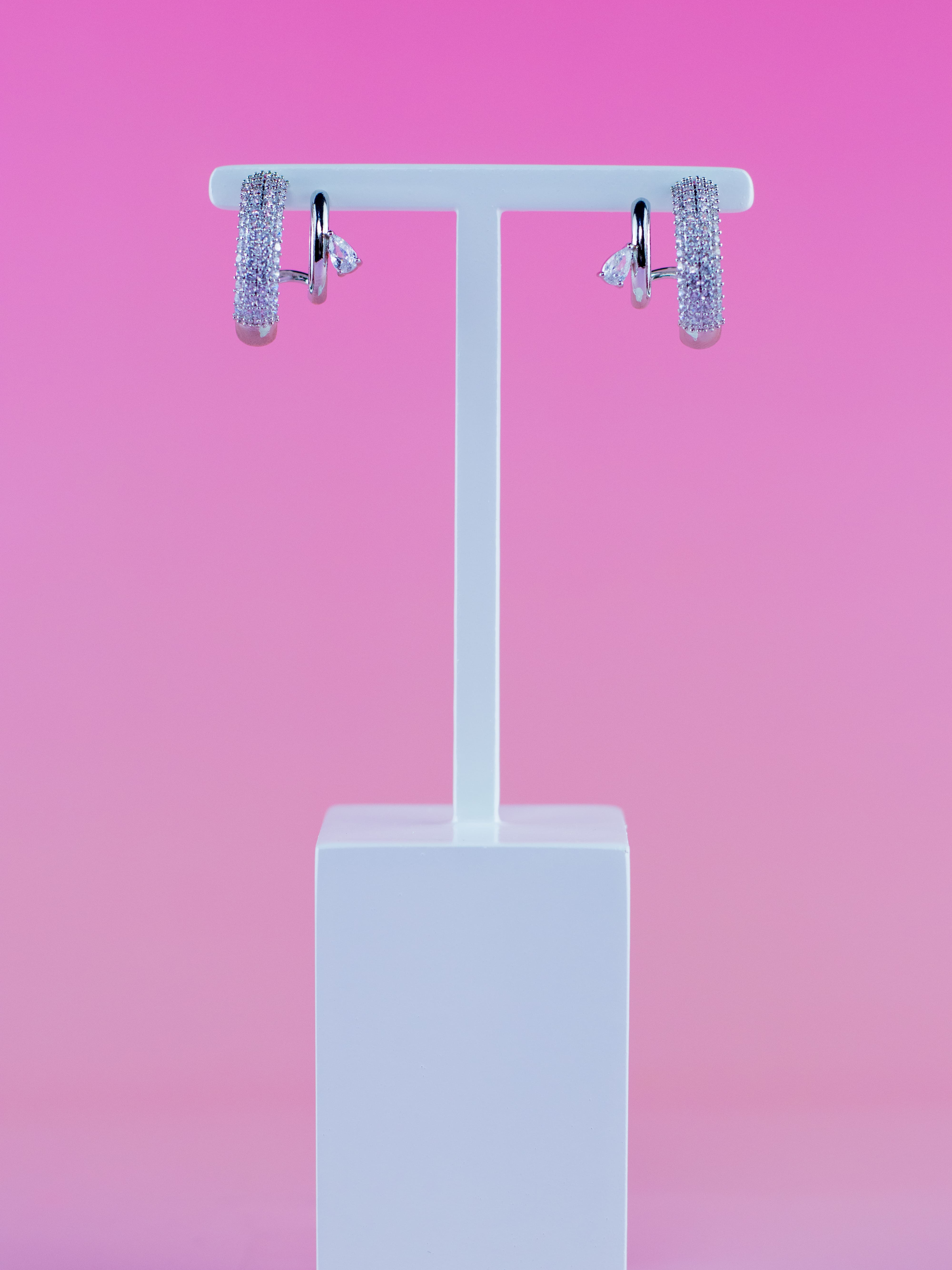 Brinco Argola Dupla com Zircônia de Metal Prata