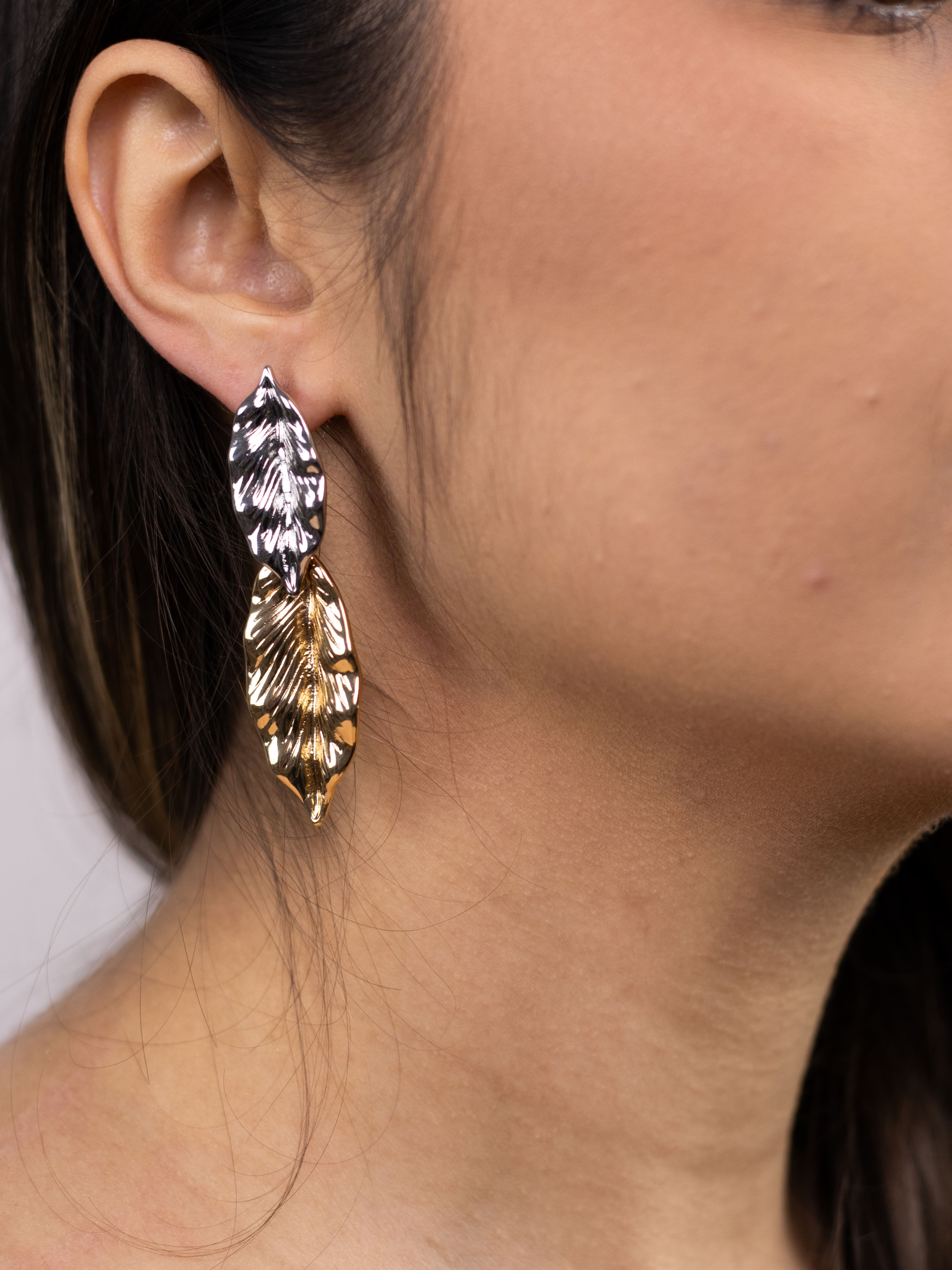 Brinco Folha Duplo com Mix de Cores