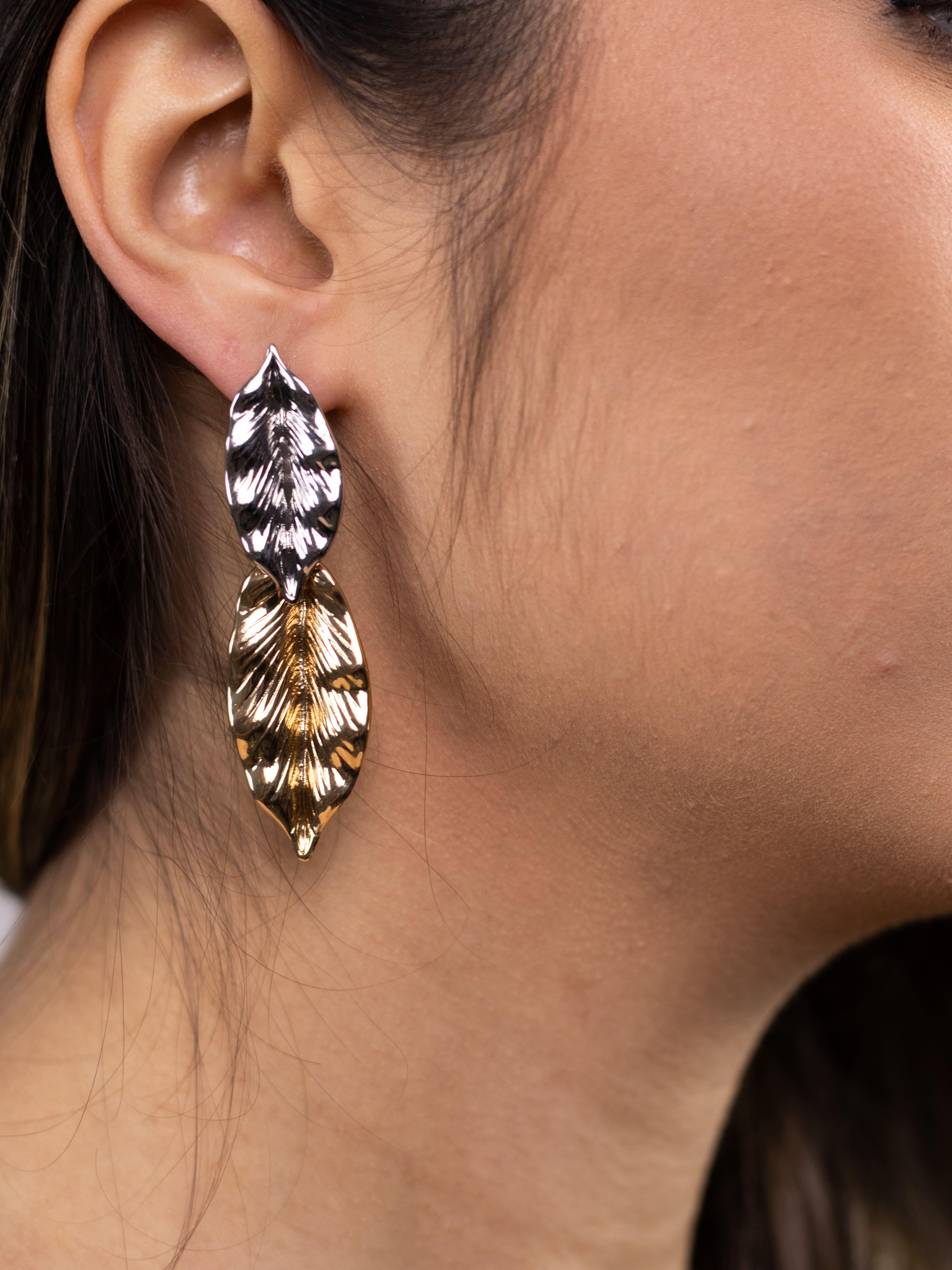 Brinco Folha Duplo com Mix de Cores