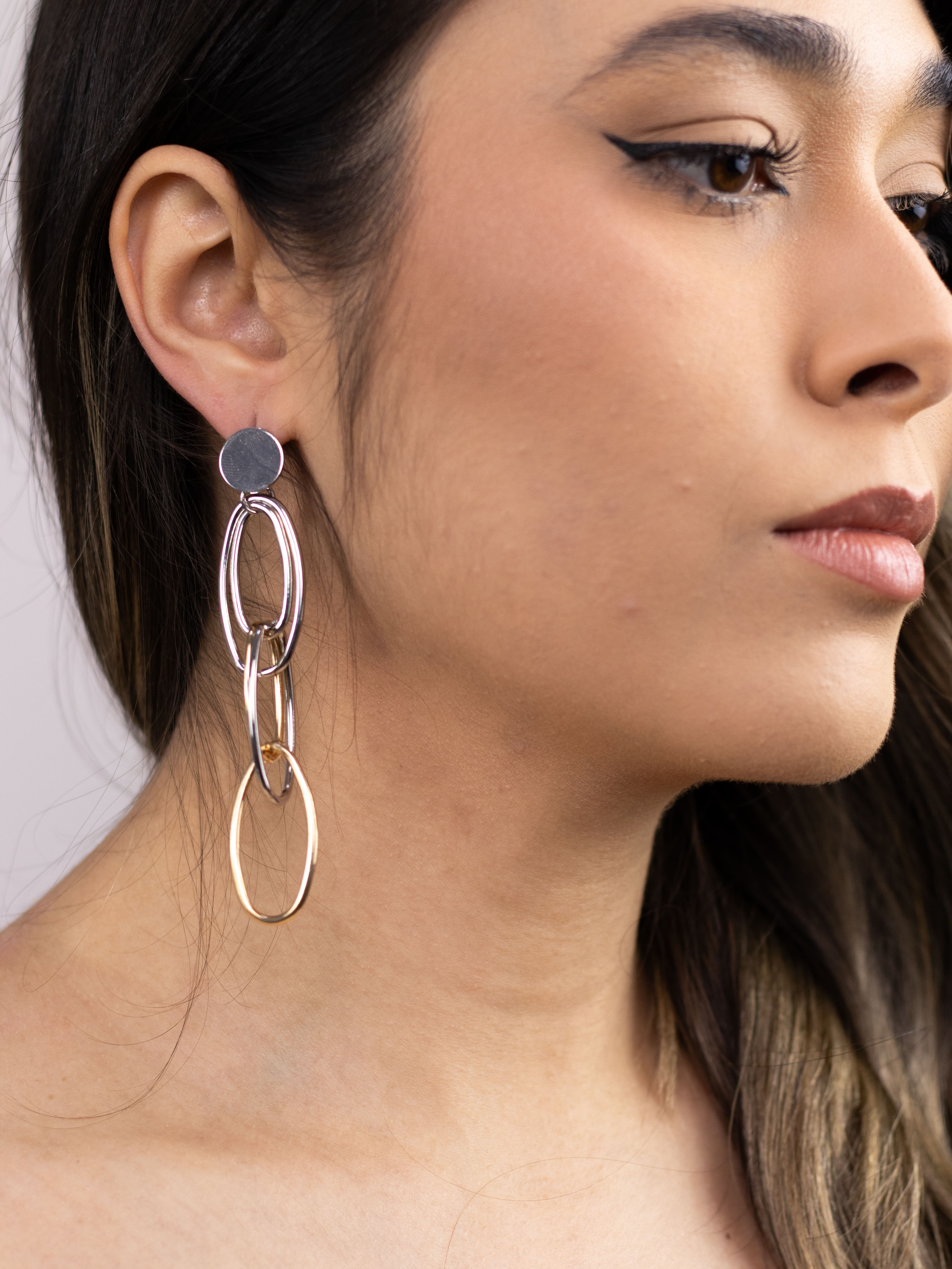 Brinco Metal Liso de Elo Mix de Banhos