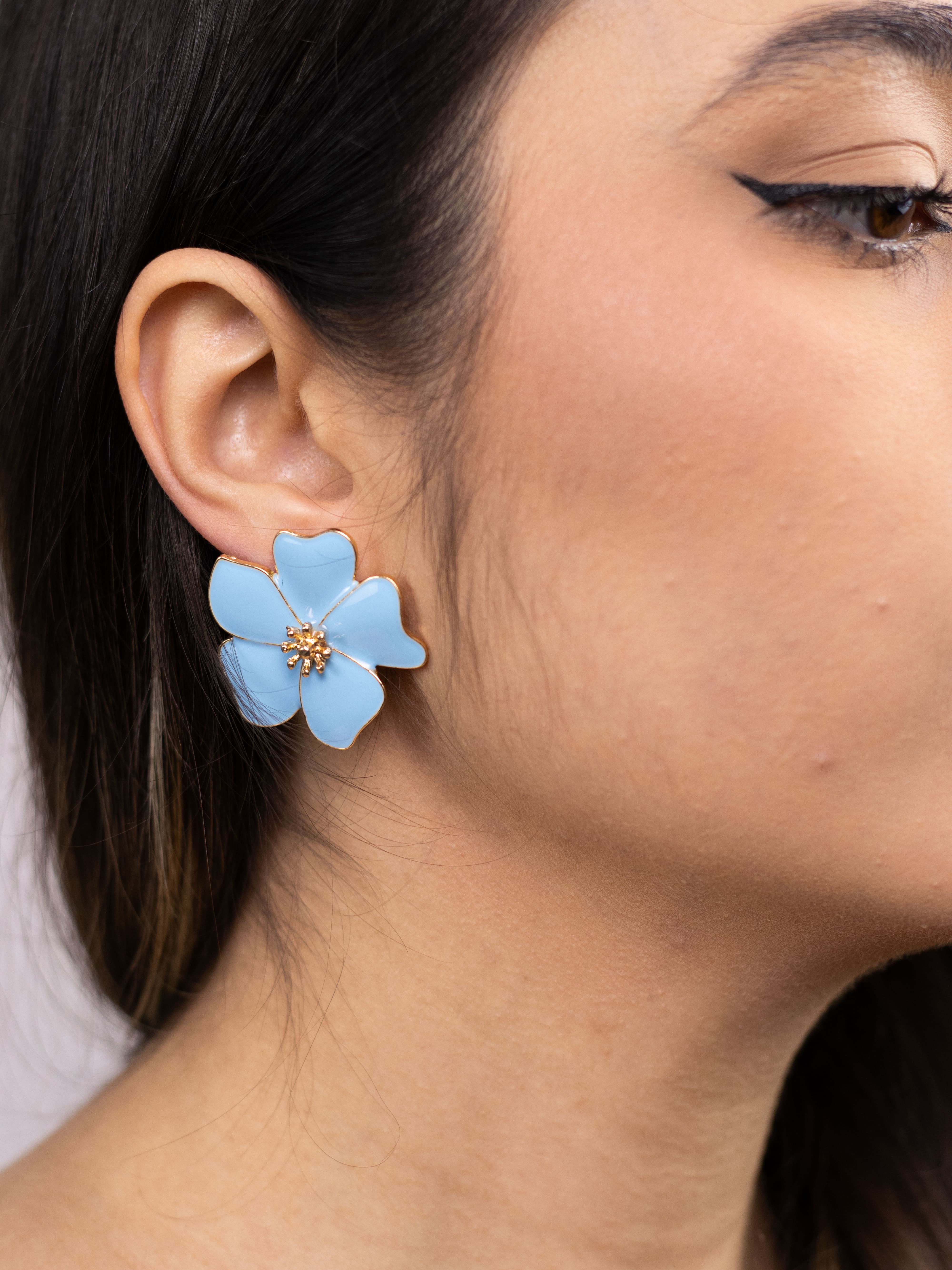 Brinco de Flor Esmaltado de Metal Colorido