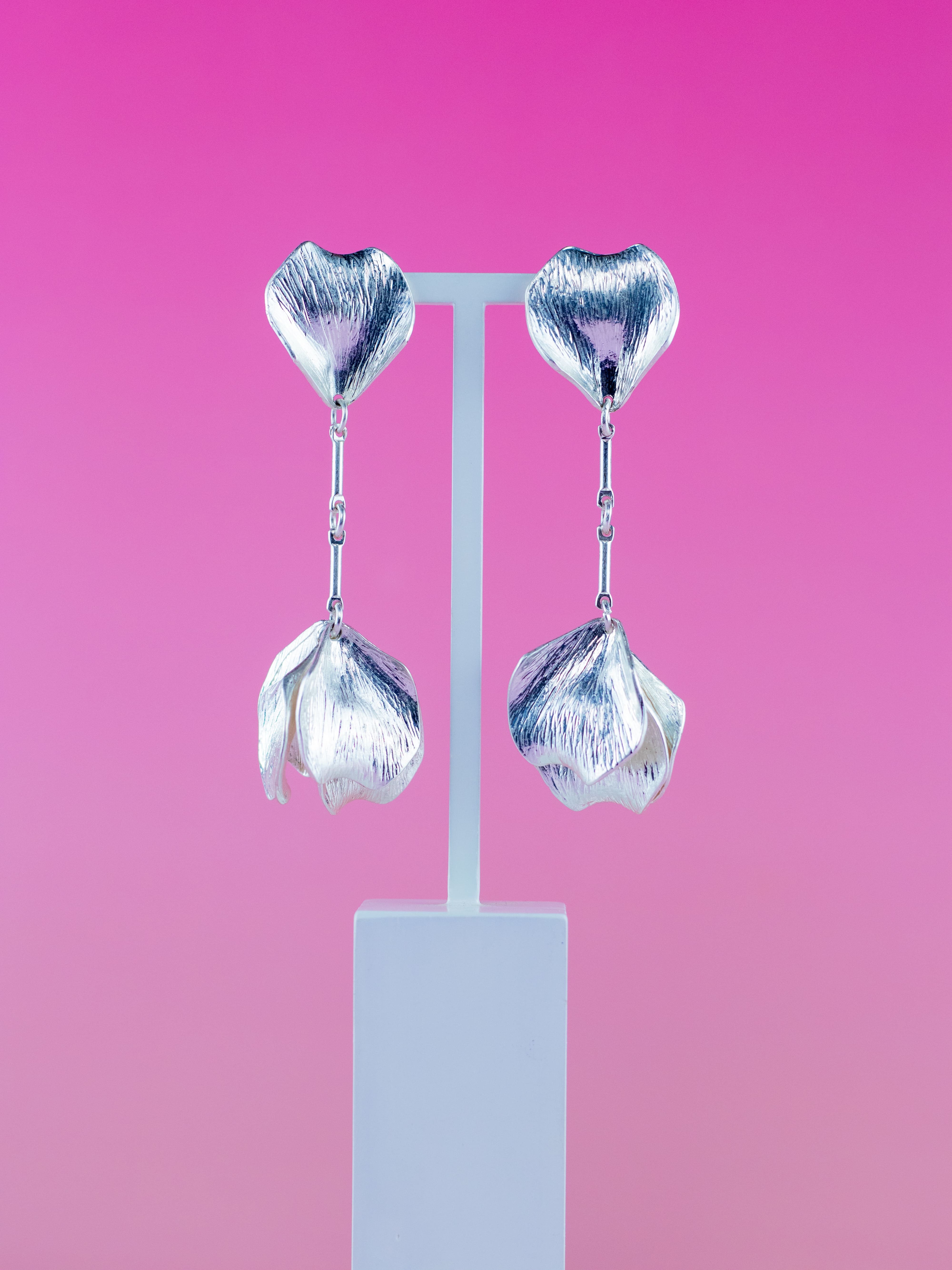 Brinco Medieval de Flor Prata