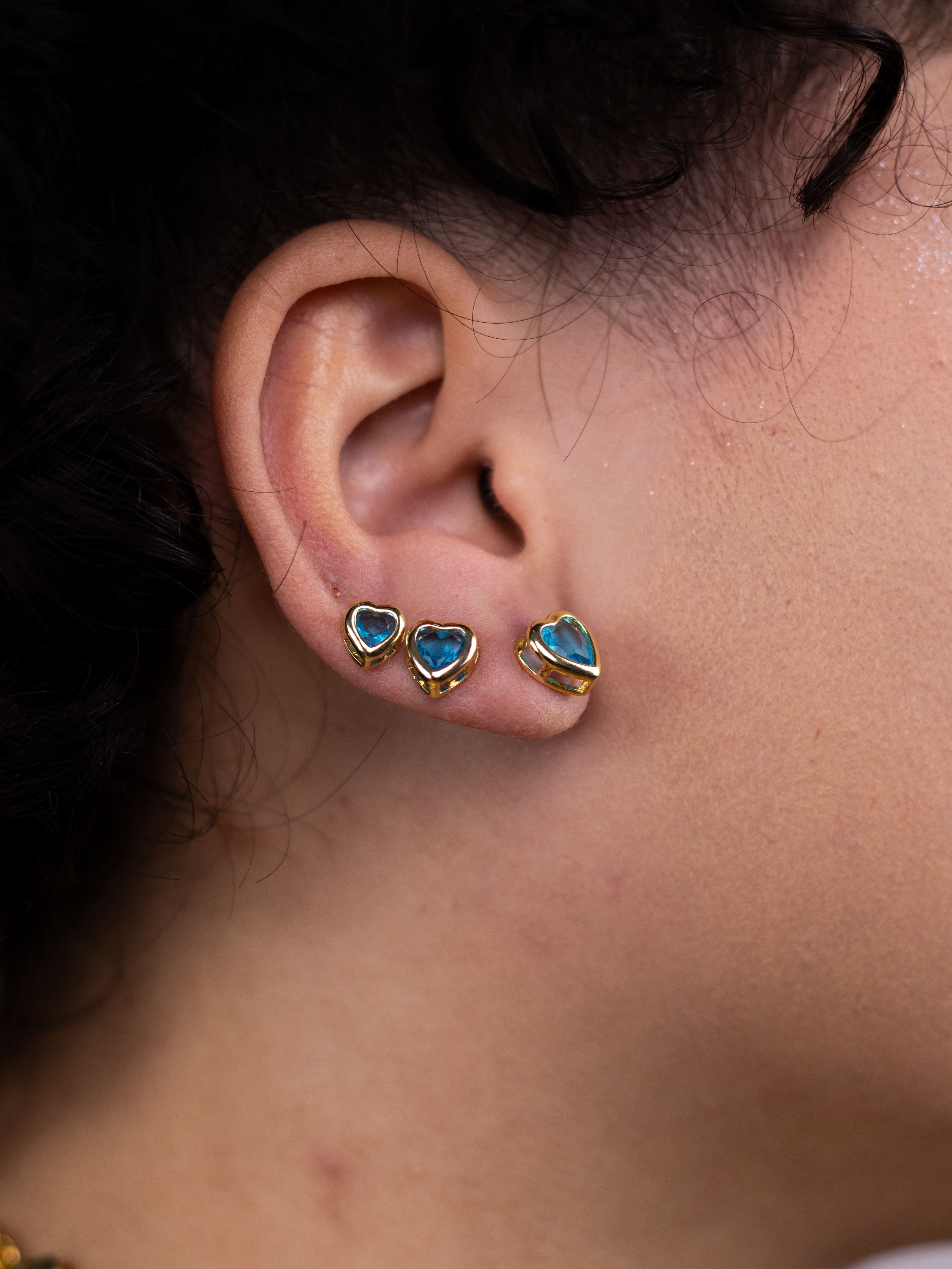 Brinco Trio Dourado Colorido Coração com Cristal