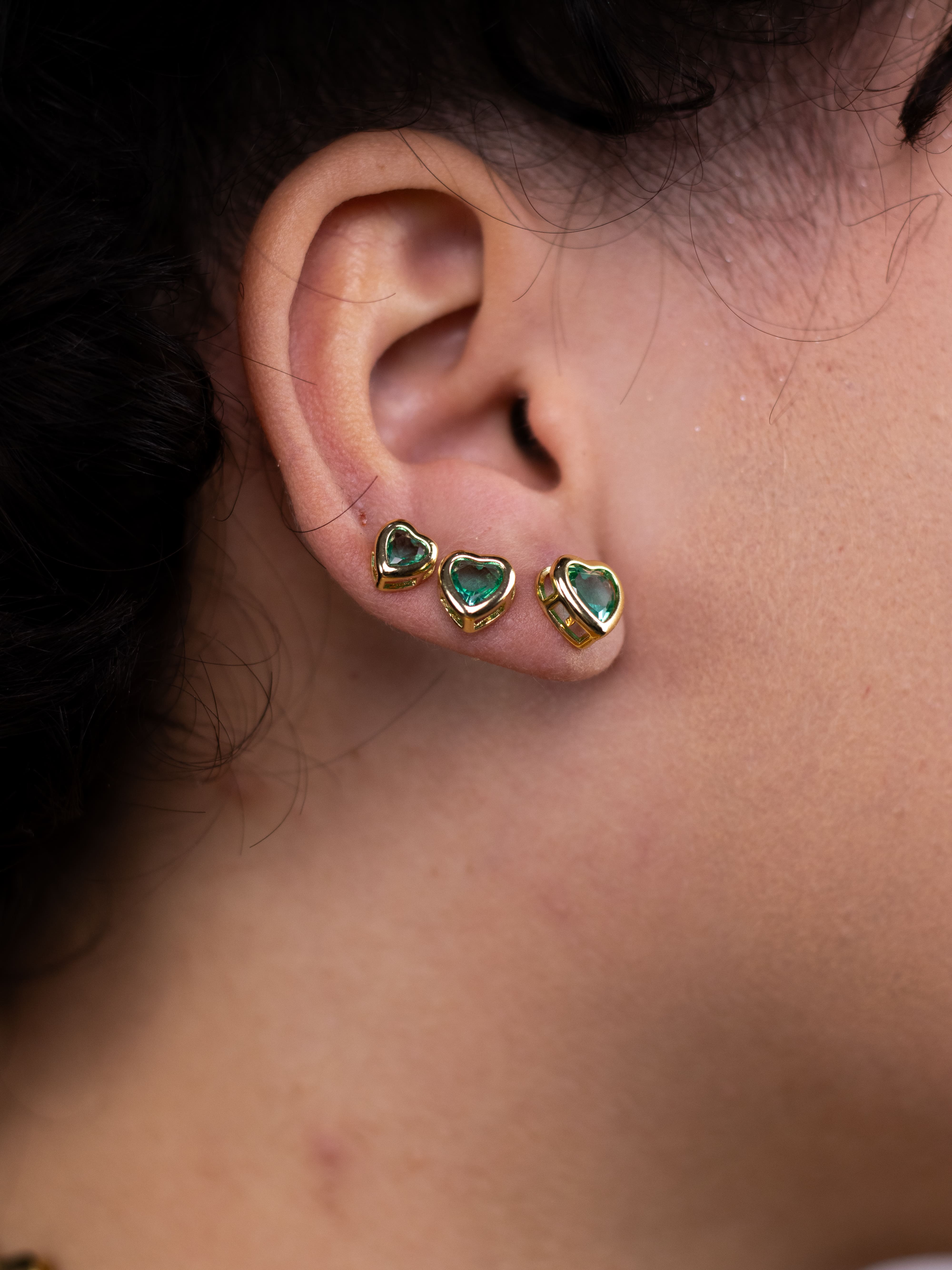 Brinco Trio Dourado Colorido Coração com Cristal