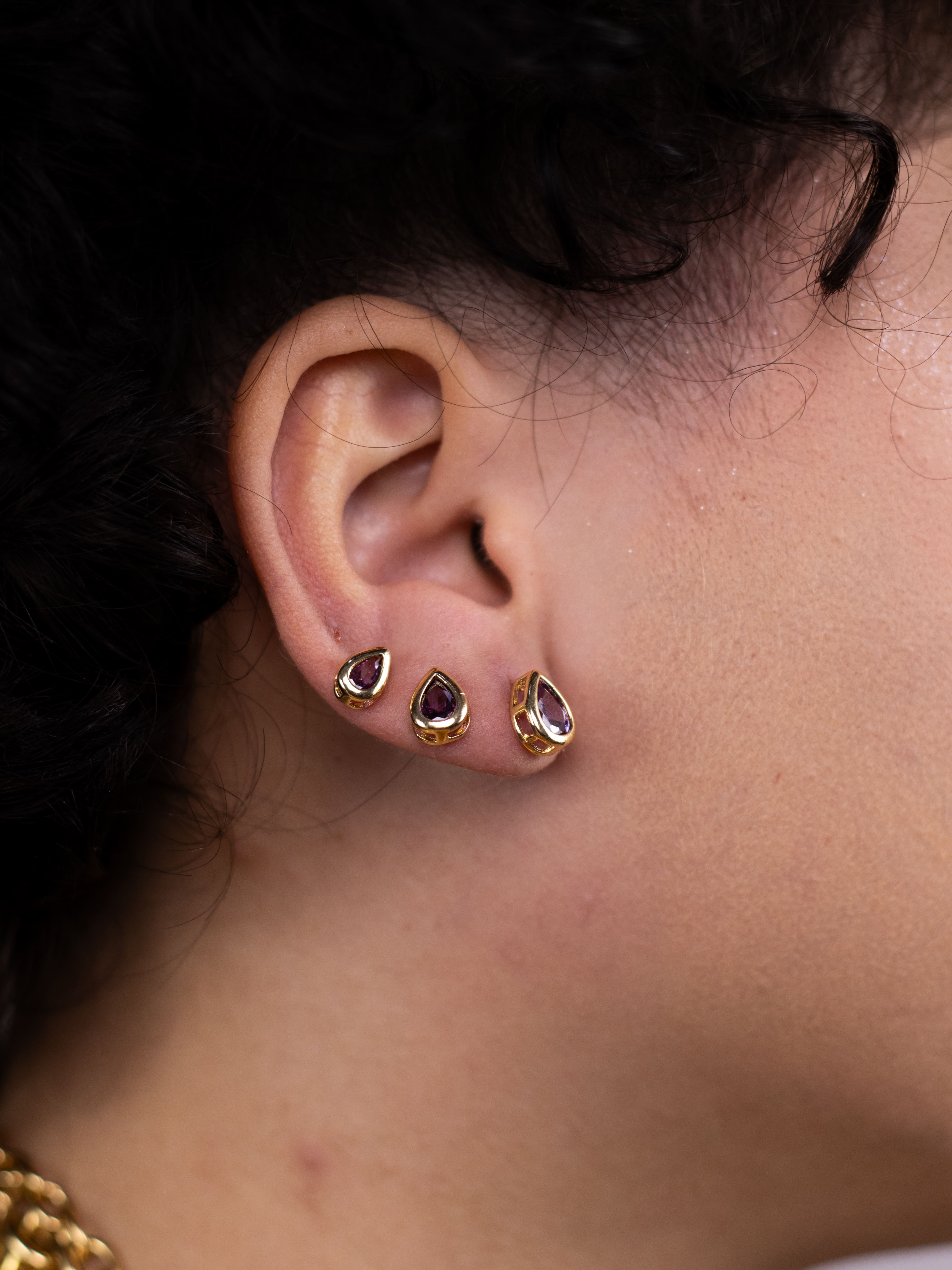 Brinco Trio Dourado de Gota com Cristal Colorido