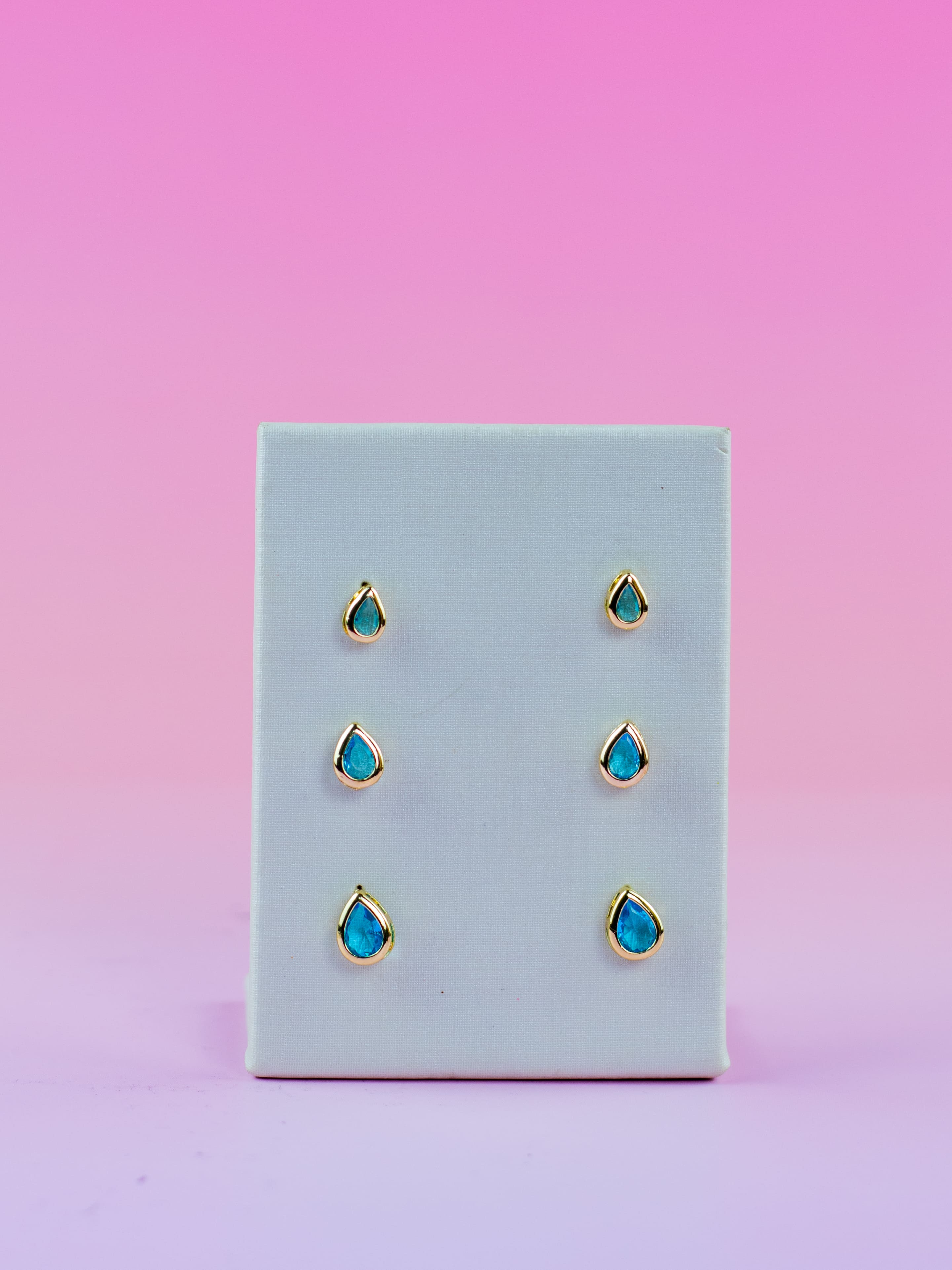 Brinco Trio Dourado de Gota com Cristal Colorido