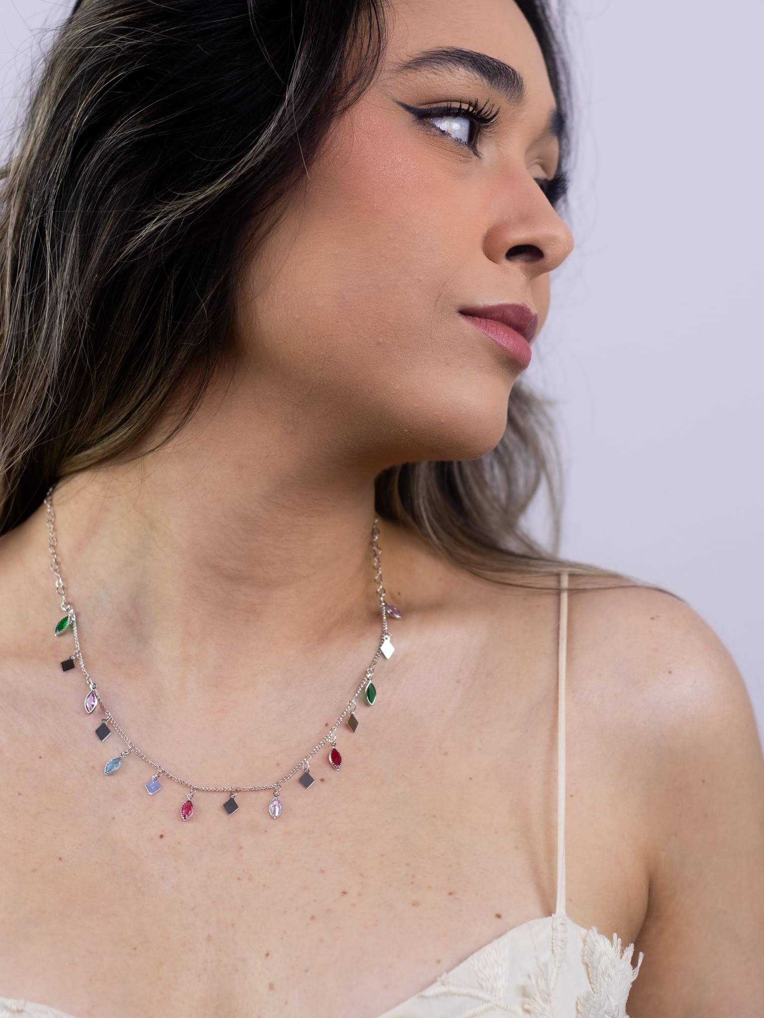 Choker Pingente Metal com Navete Colorida