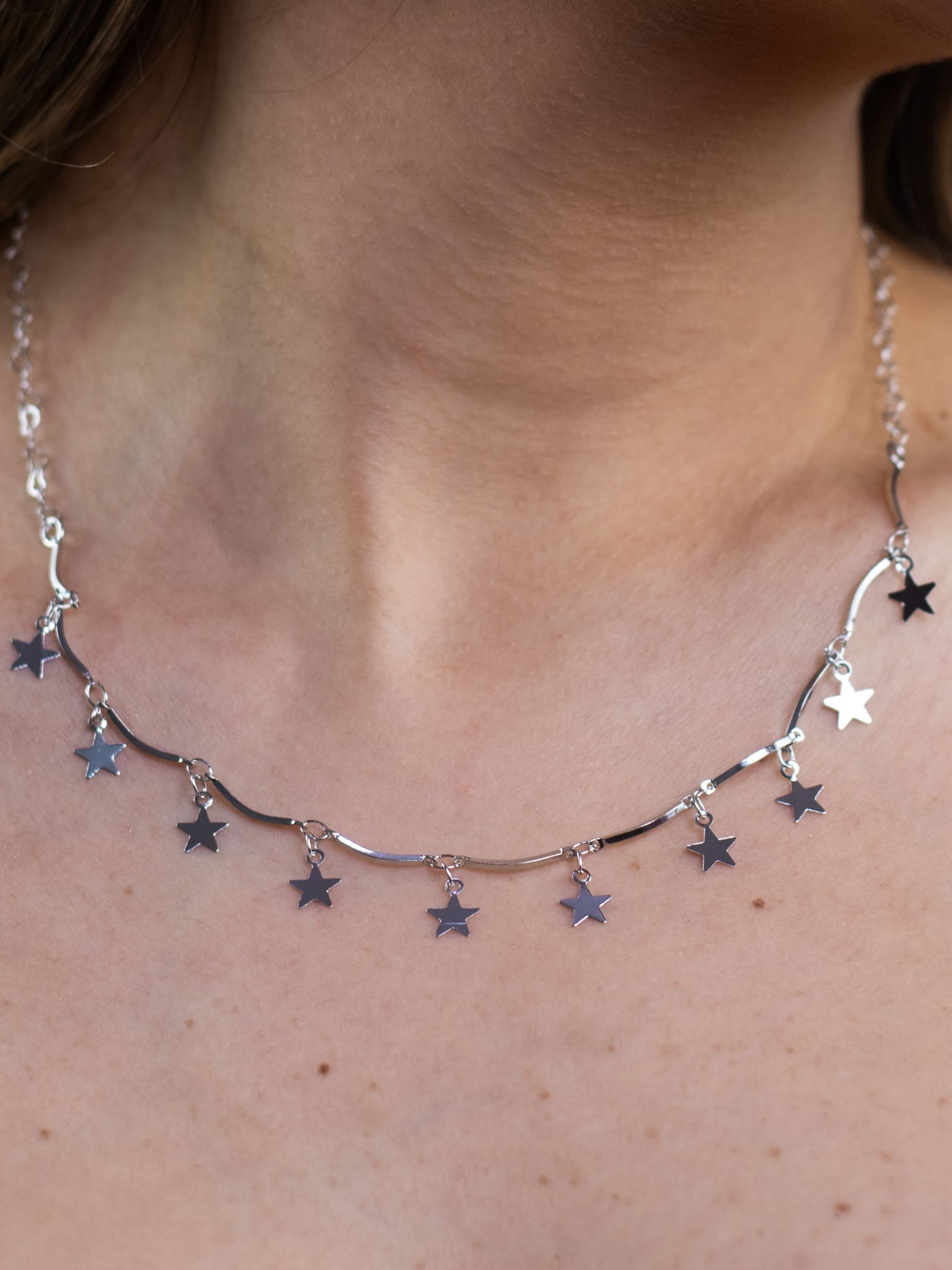Choker de Metal com Pingente de Estrela