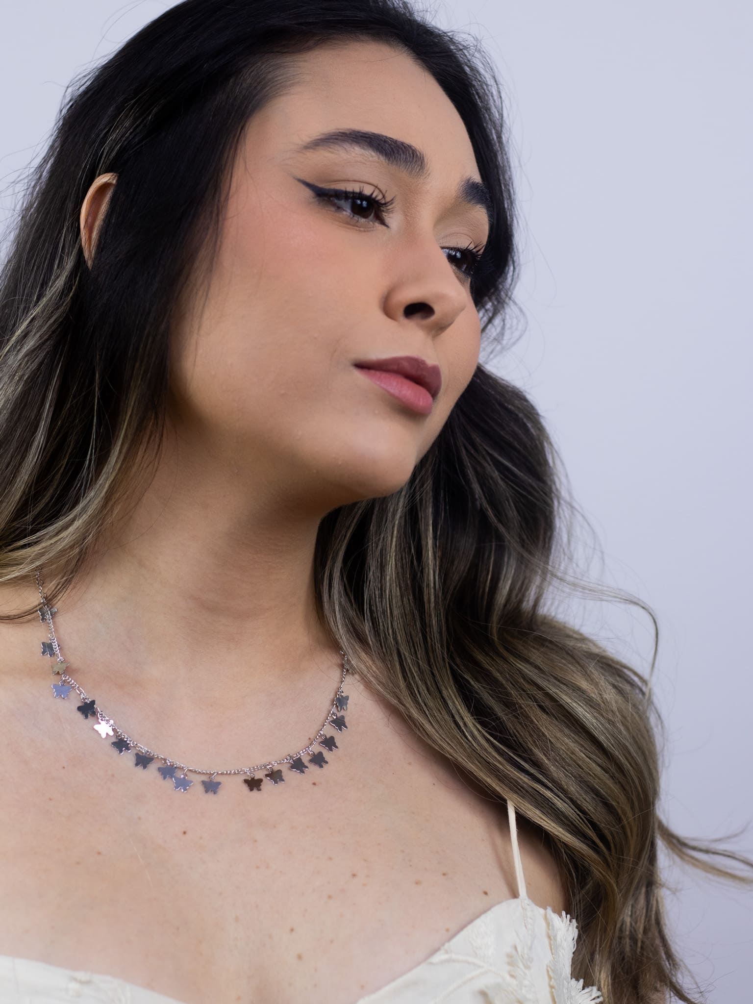 Choker com Pingente de Borboleta