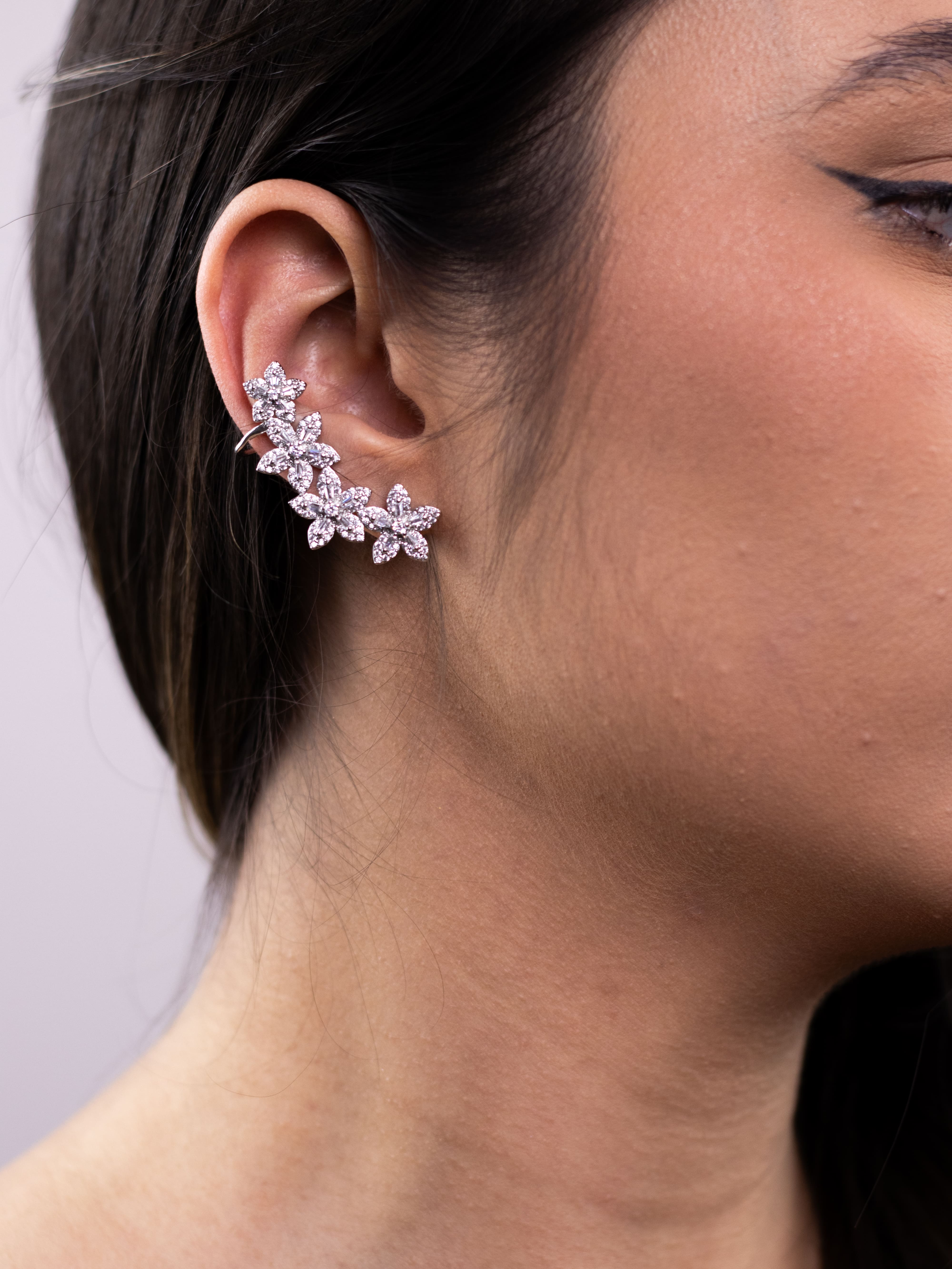 Brinco Earcuff Prata de Flor com Zircônia
