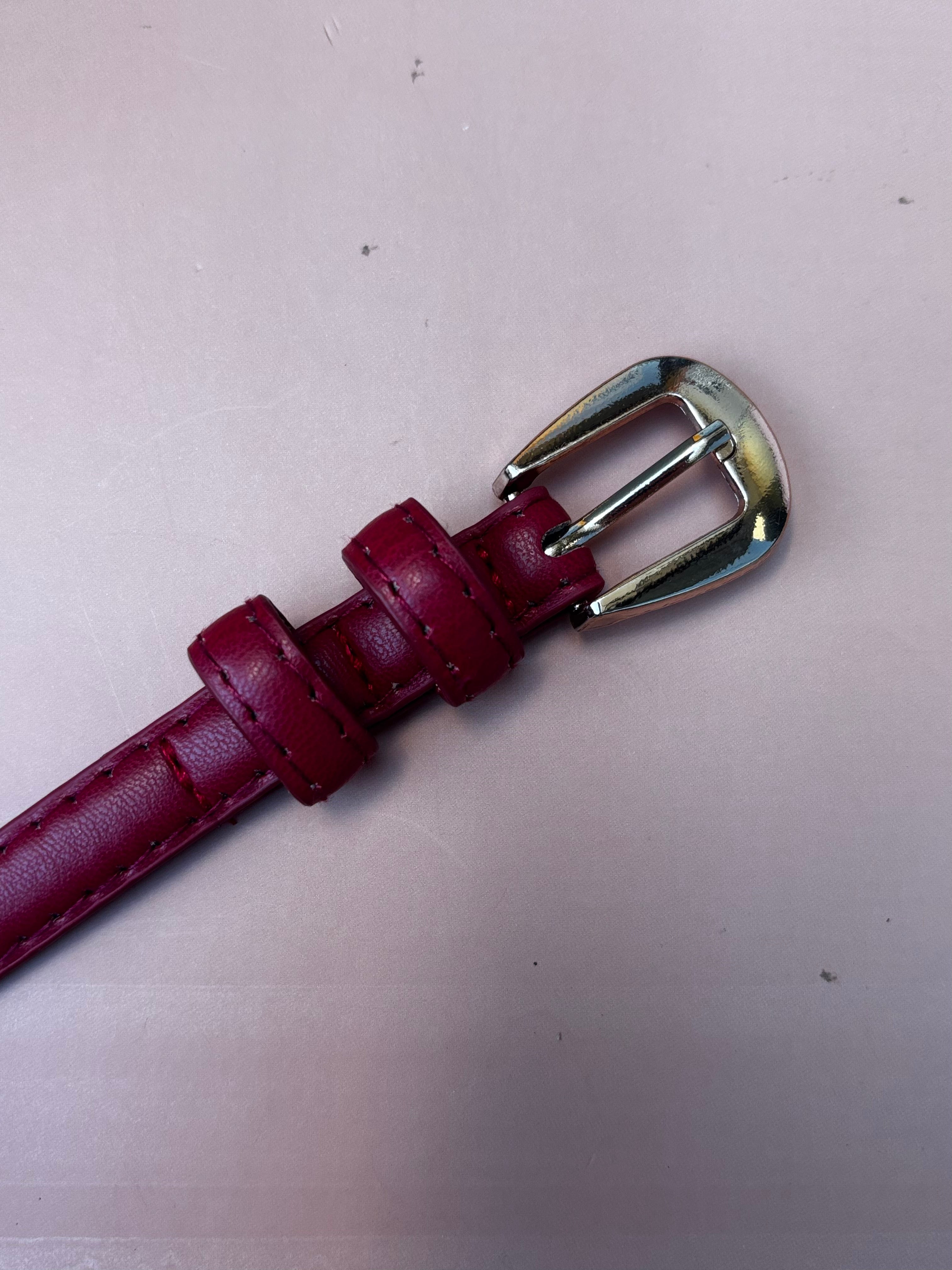 Cinto Feminino Fino com Fivela Oval