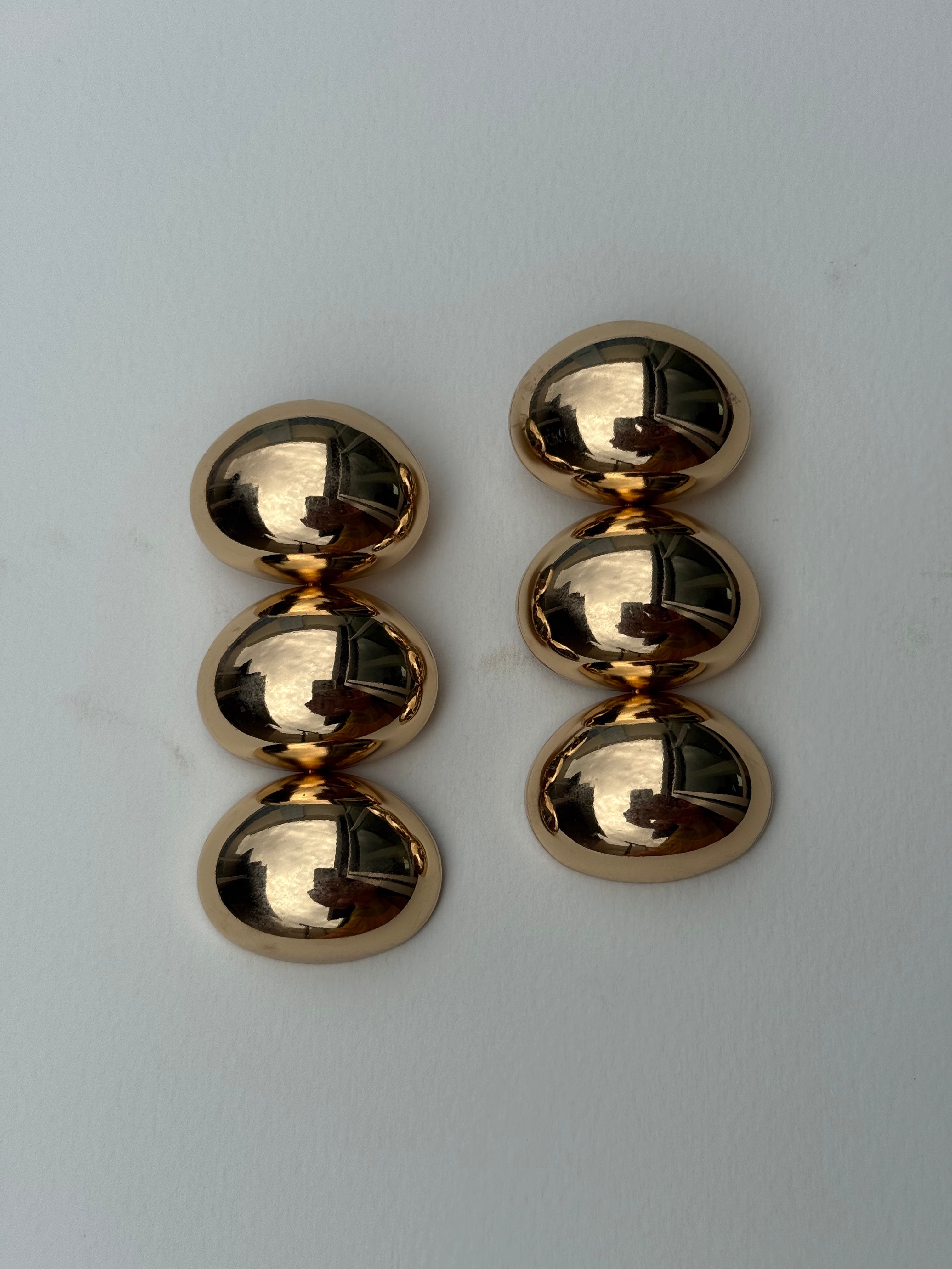 Brinco Esferas Metálicas