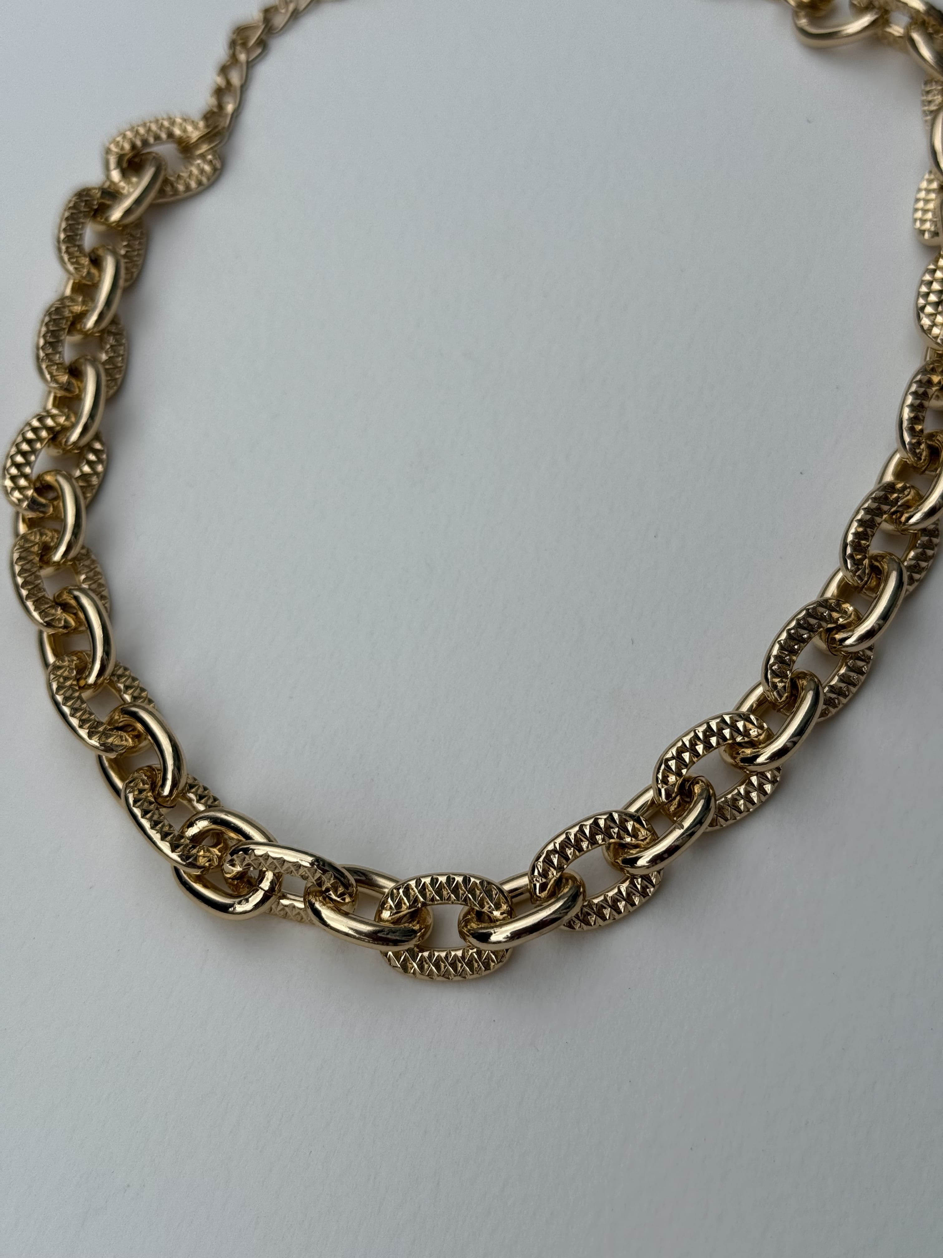 Colar Corrente Dourada Texturizada