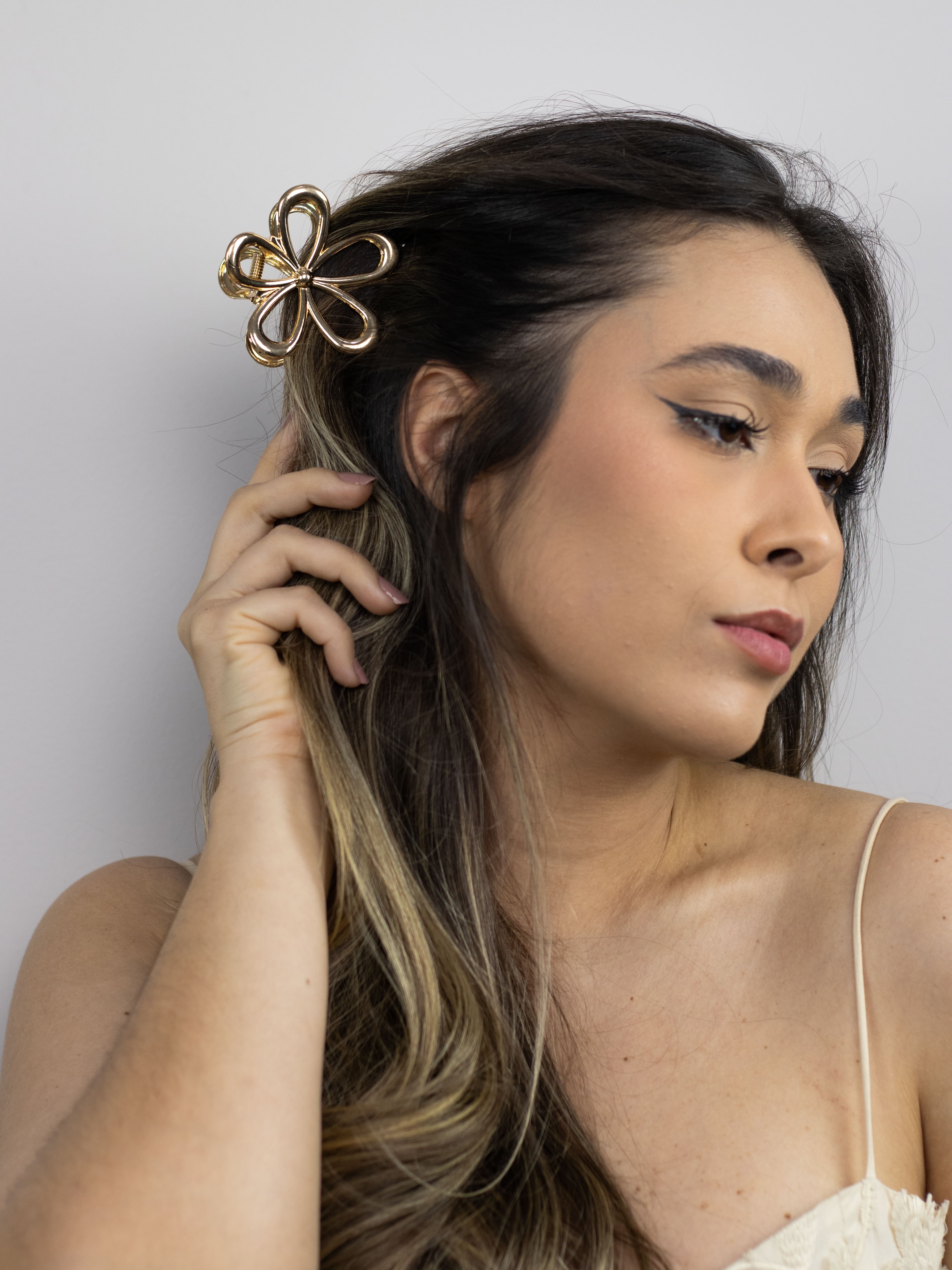 Piranha Flor de Metal Dourada