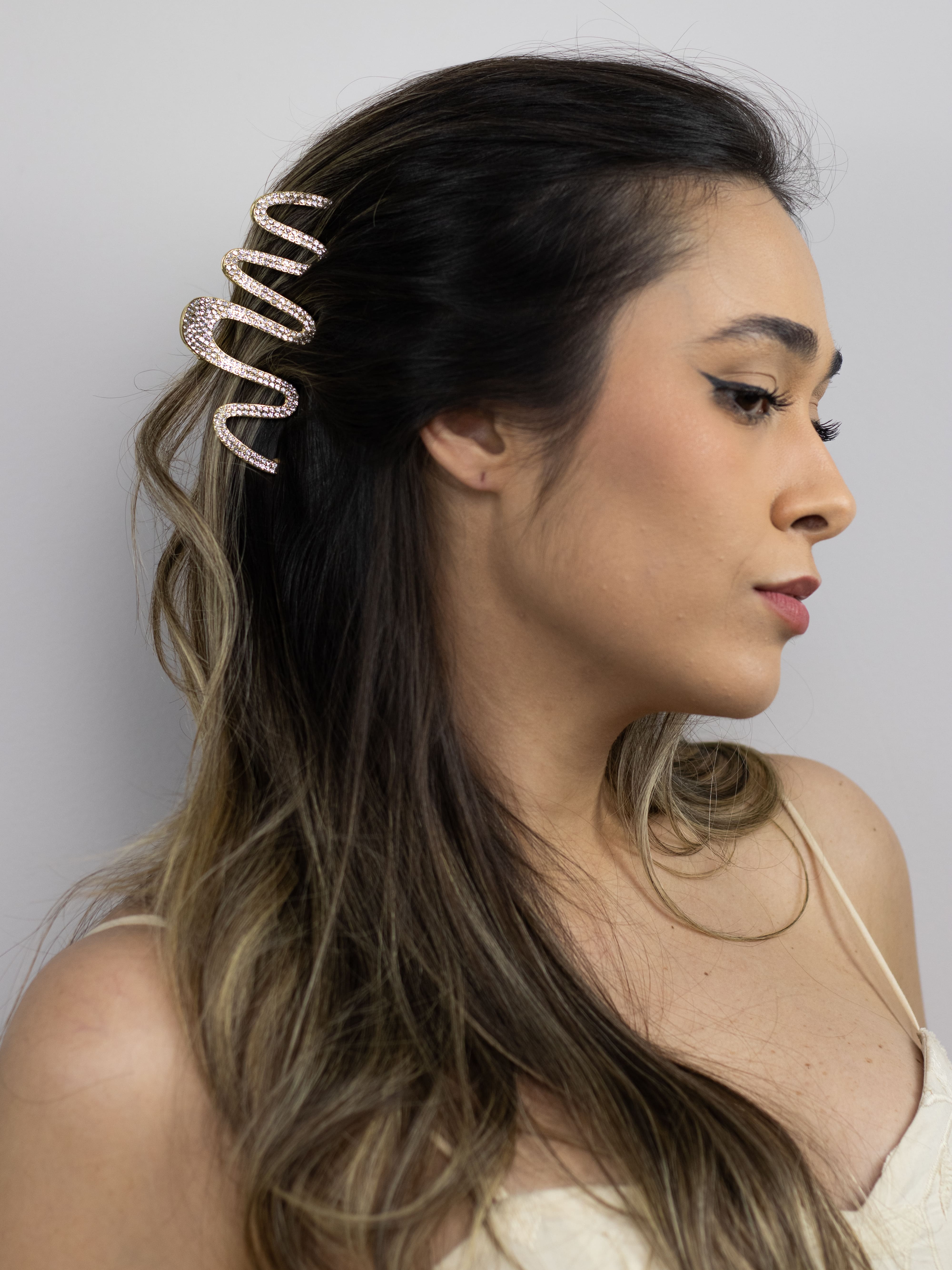 Piranha Metal Dourado com Strass ZigZag