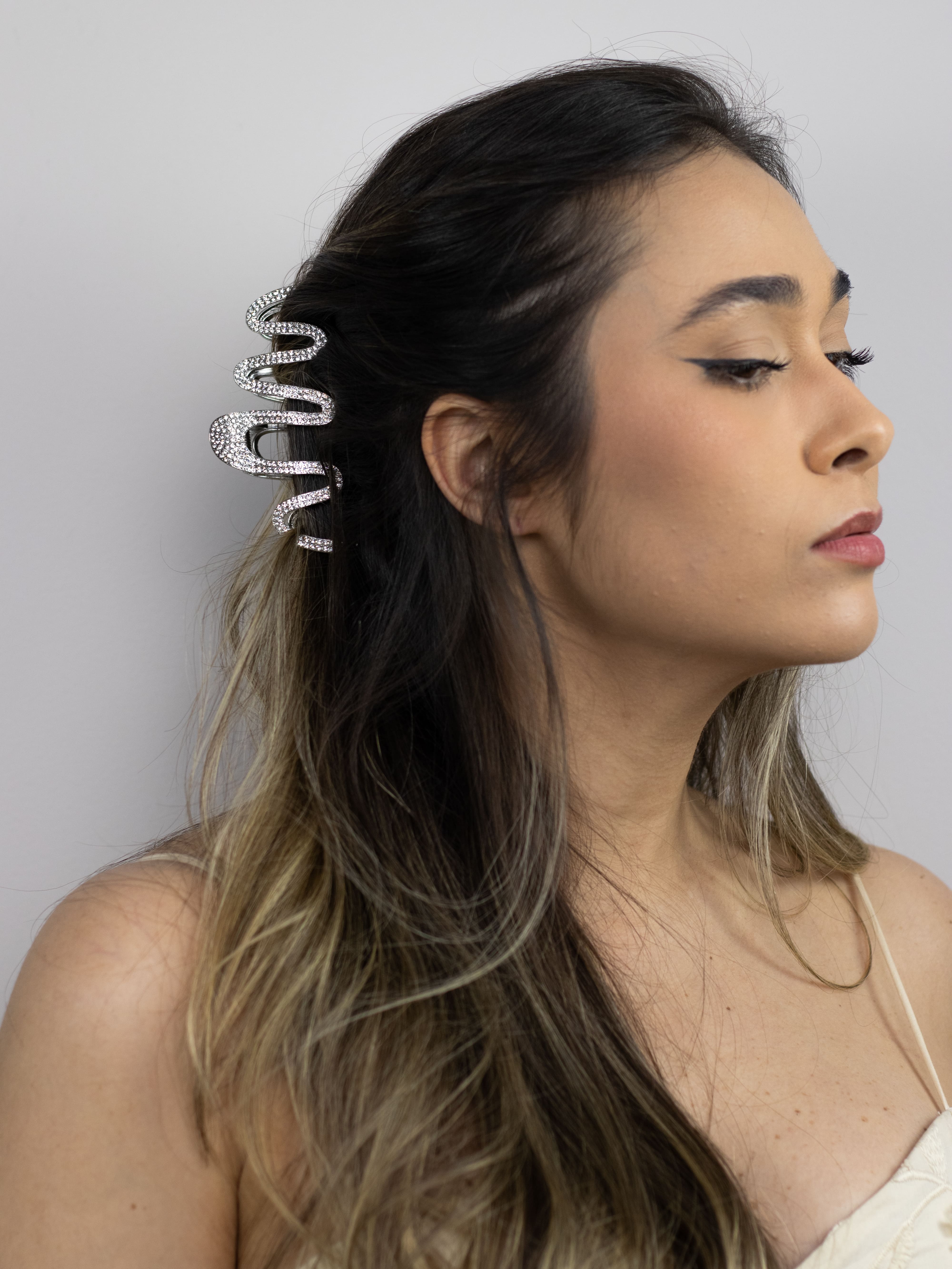 Piranha Metal Prata com Strass ZigZag