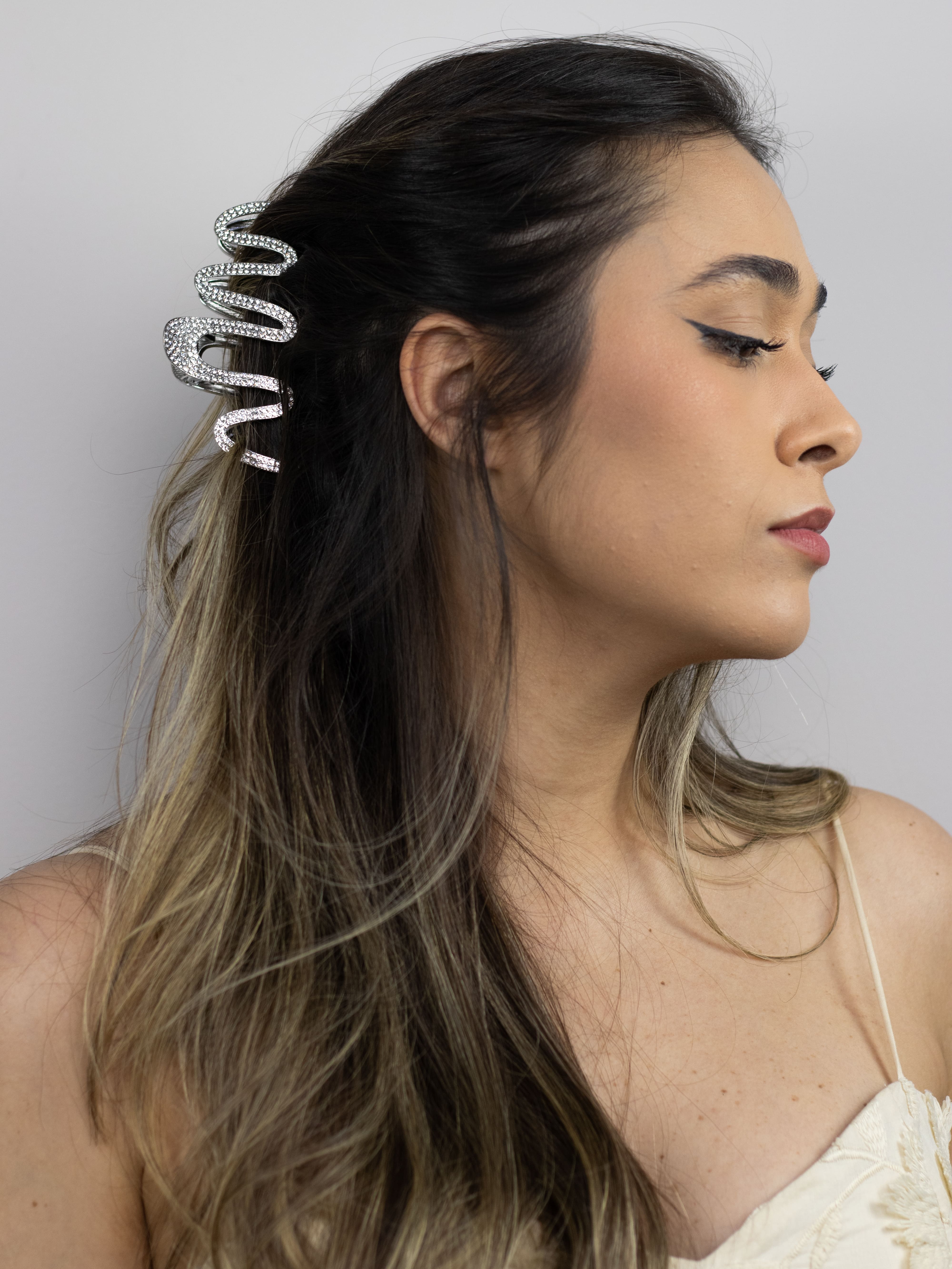 Piranha Metal Prata com Strass ZigZag