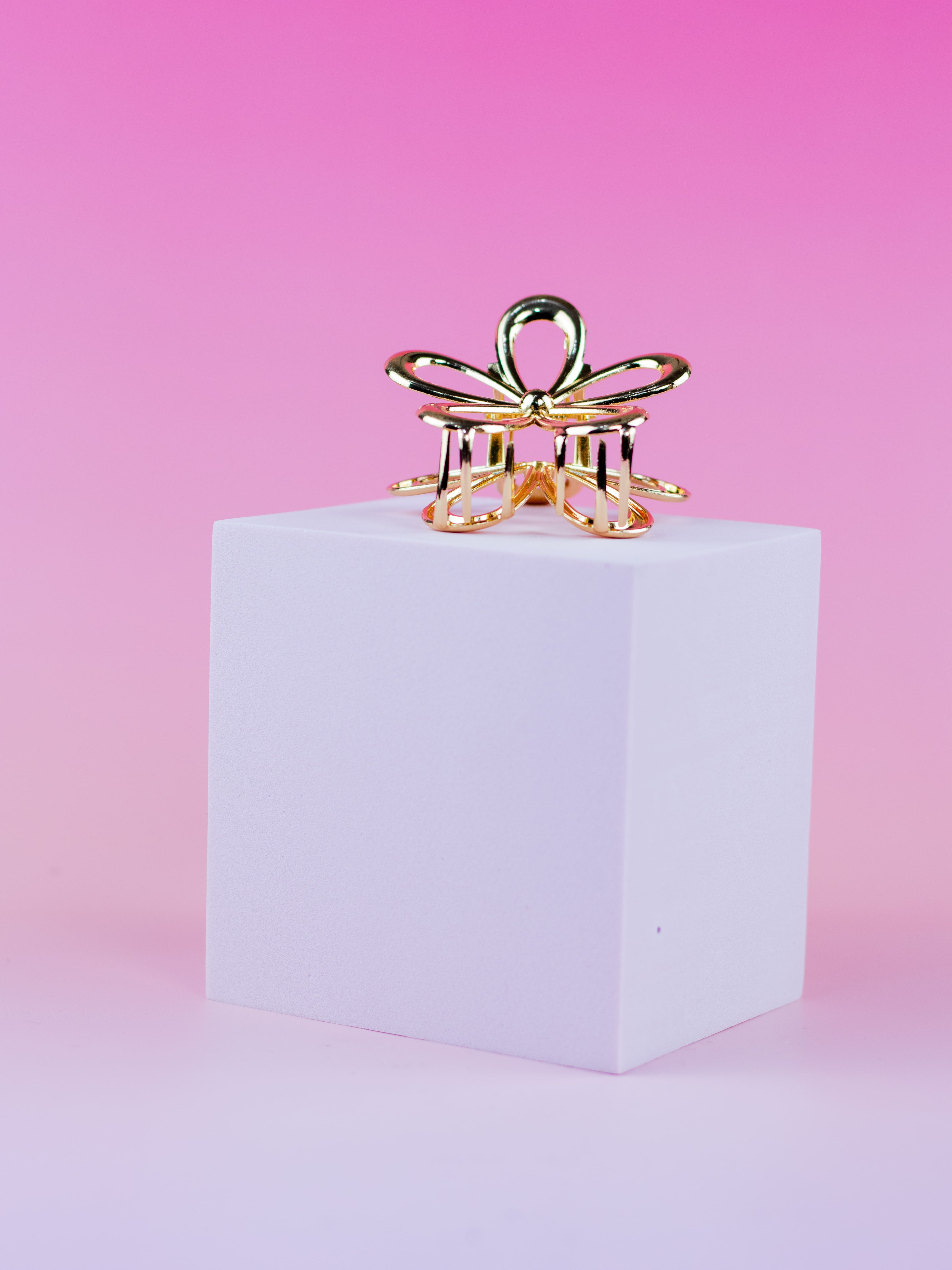 Piranha Flor de Metal Dourada