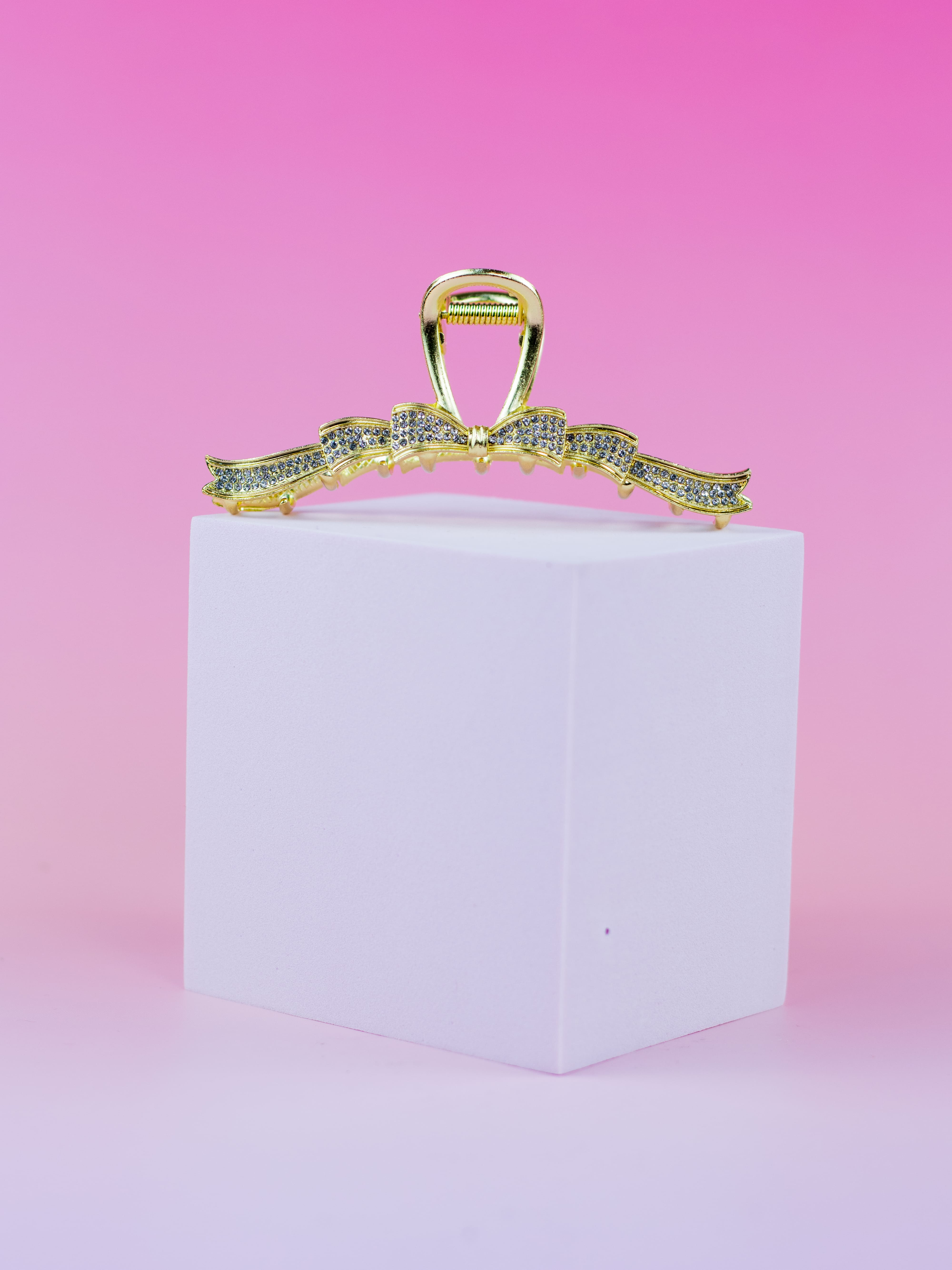 Piranha Metal Dourado Laço Delicado com Strass