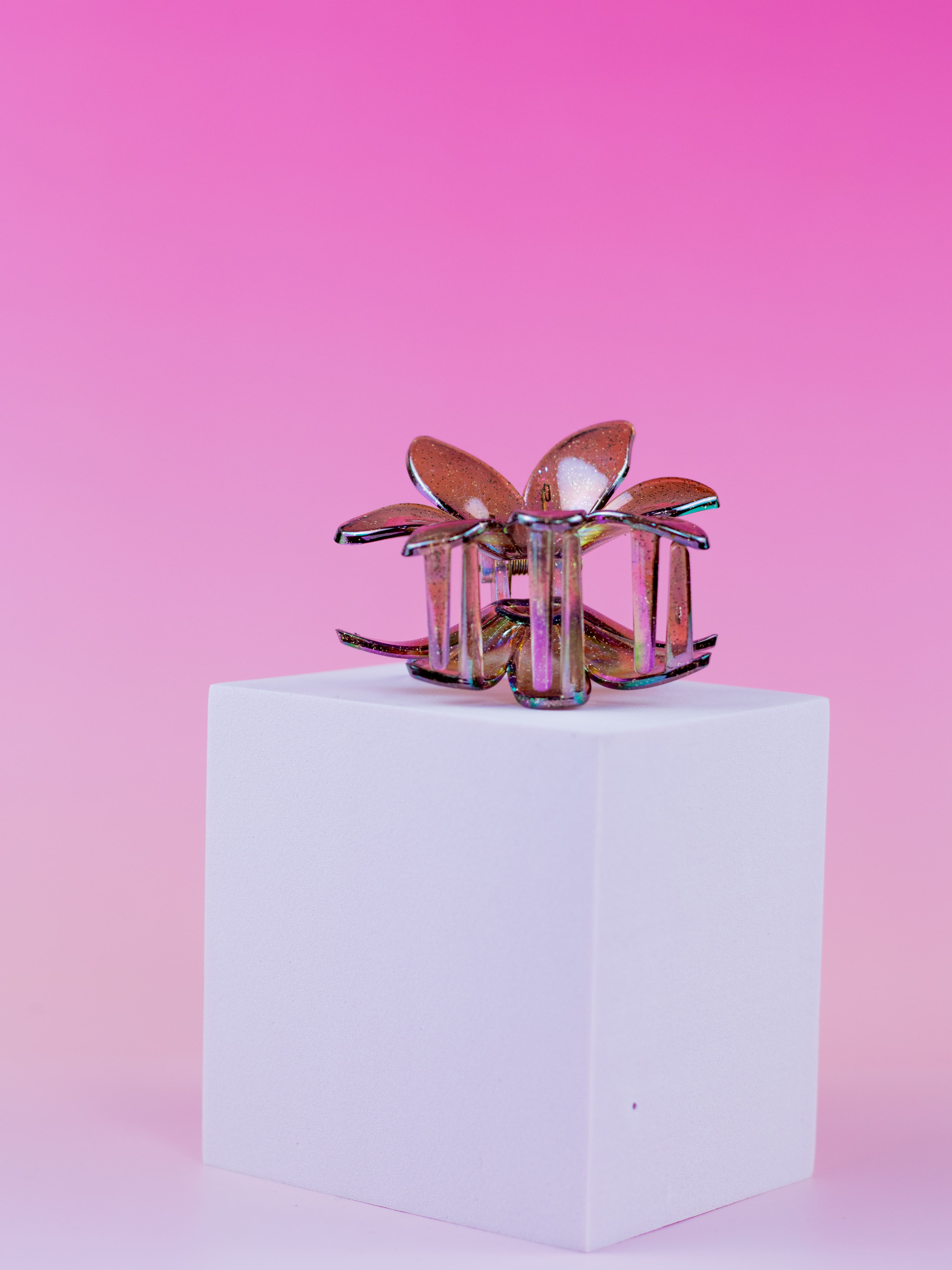 Piranha De flor com Glítter Marrom Furta Cor