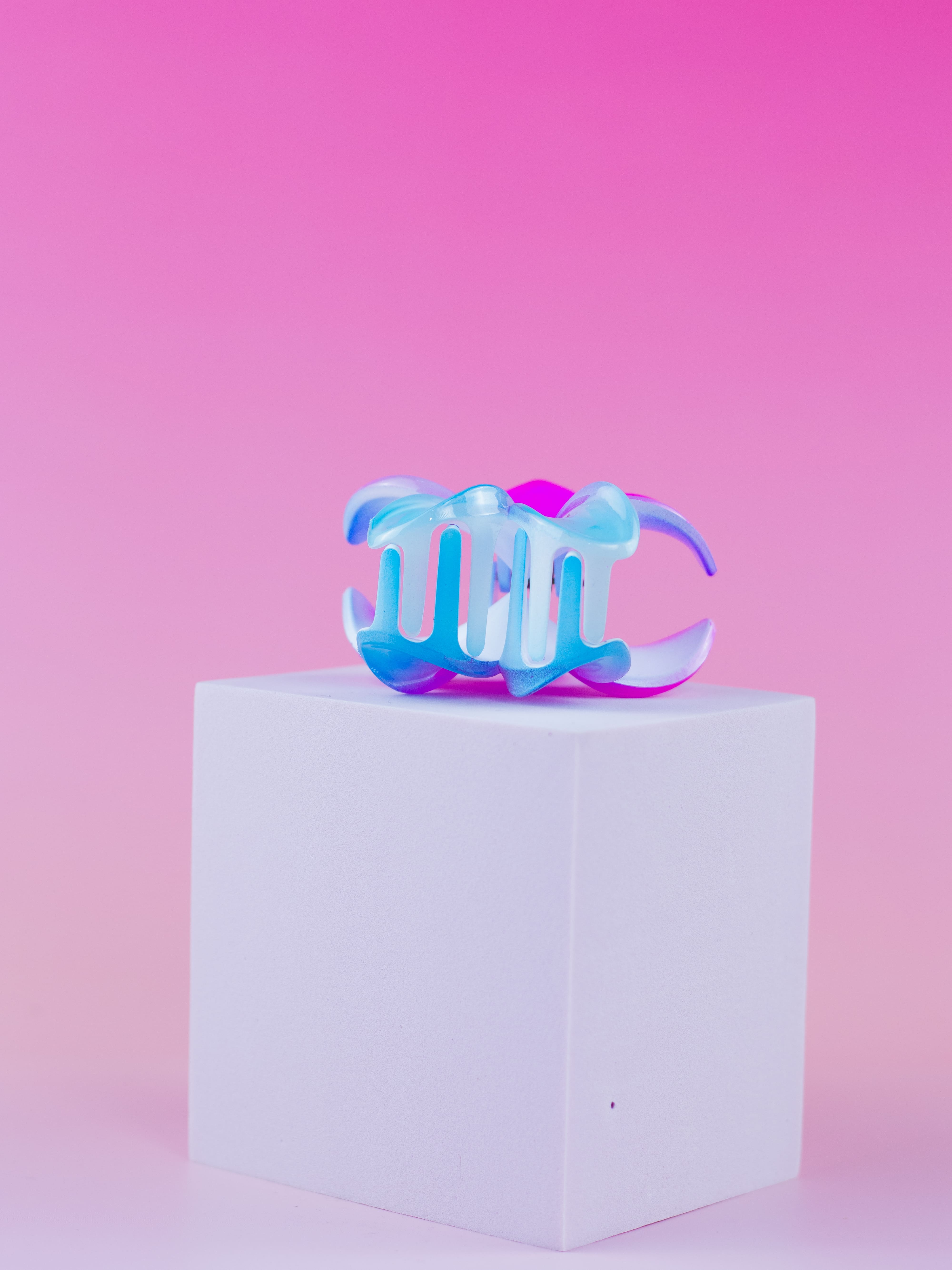 Piranha de Flor Degradê Roxo e Azul