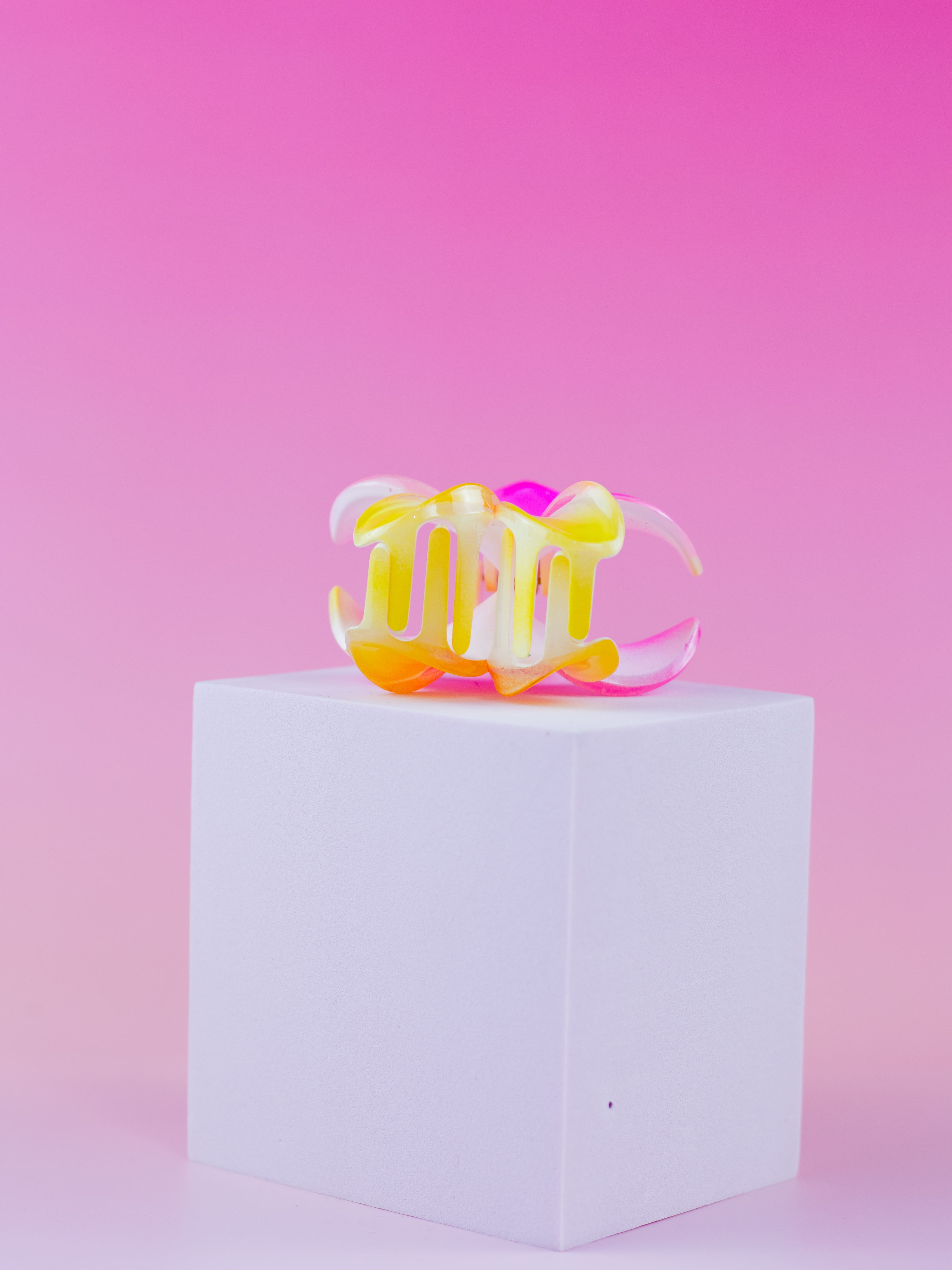 Piranha de Flor Degradê Rosa e Amarelo