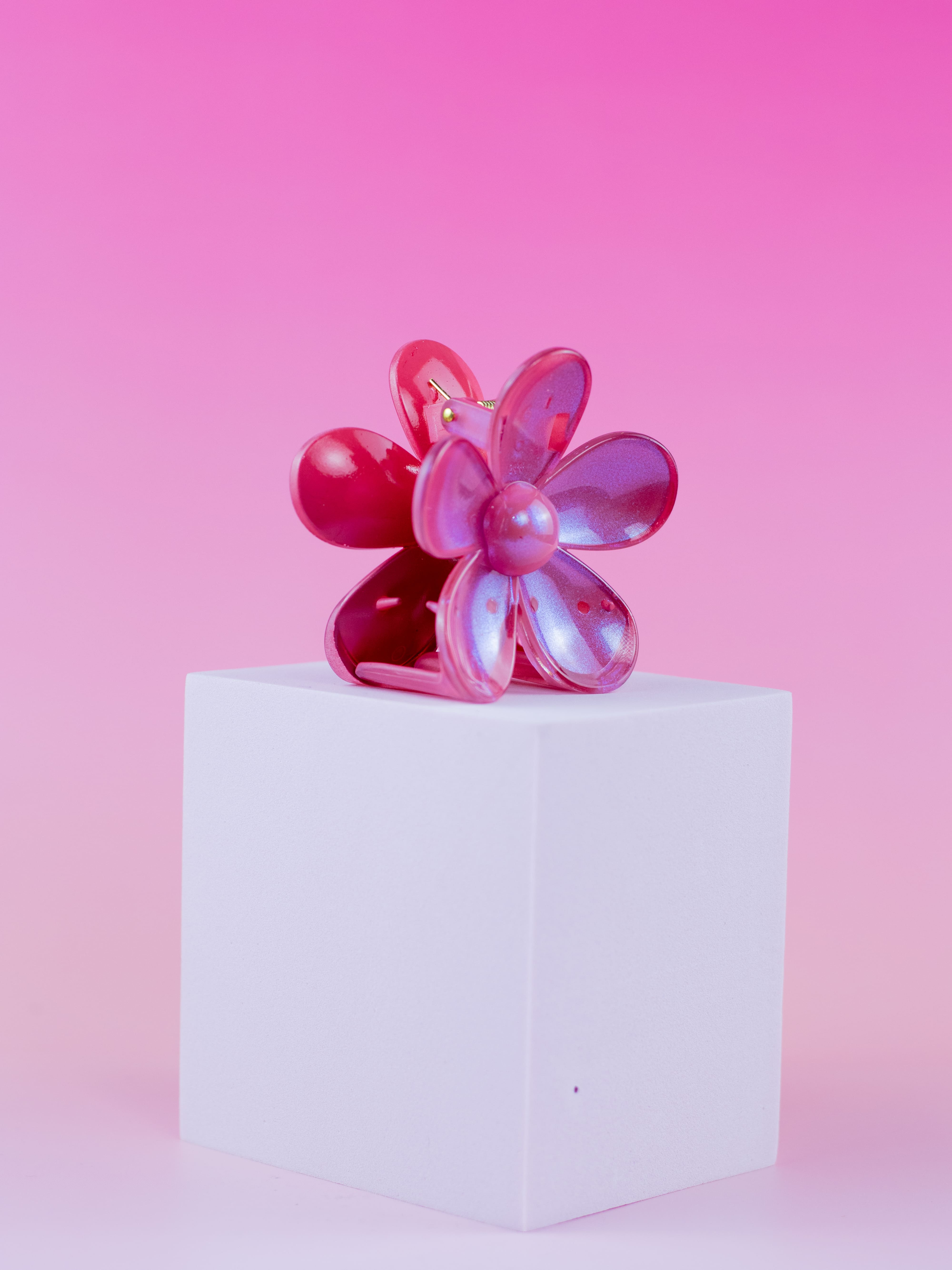 Piranha de Flor Margarida com Brilho Rosa