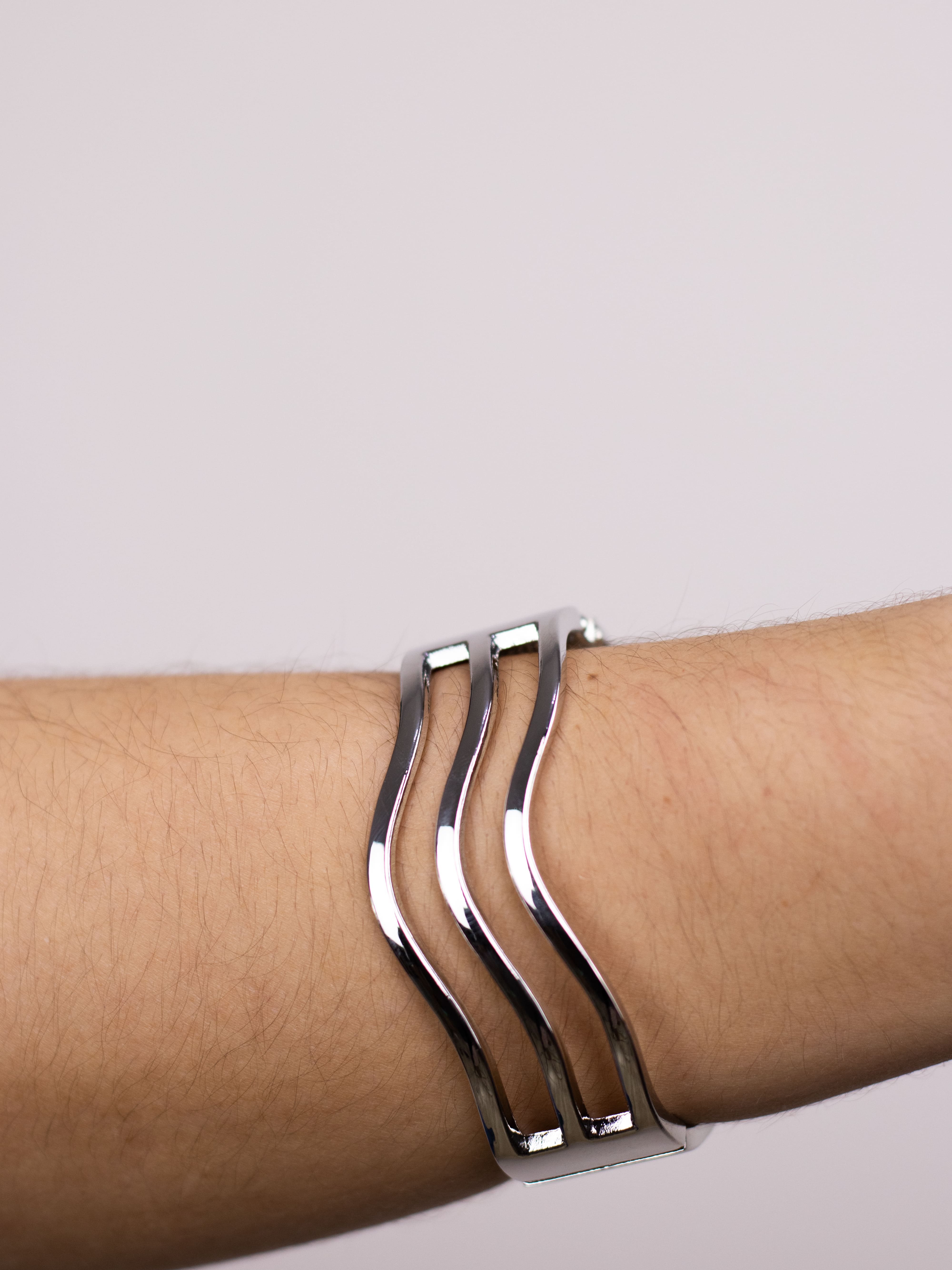Bracelete Metal Prata Vazado