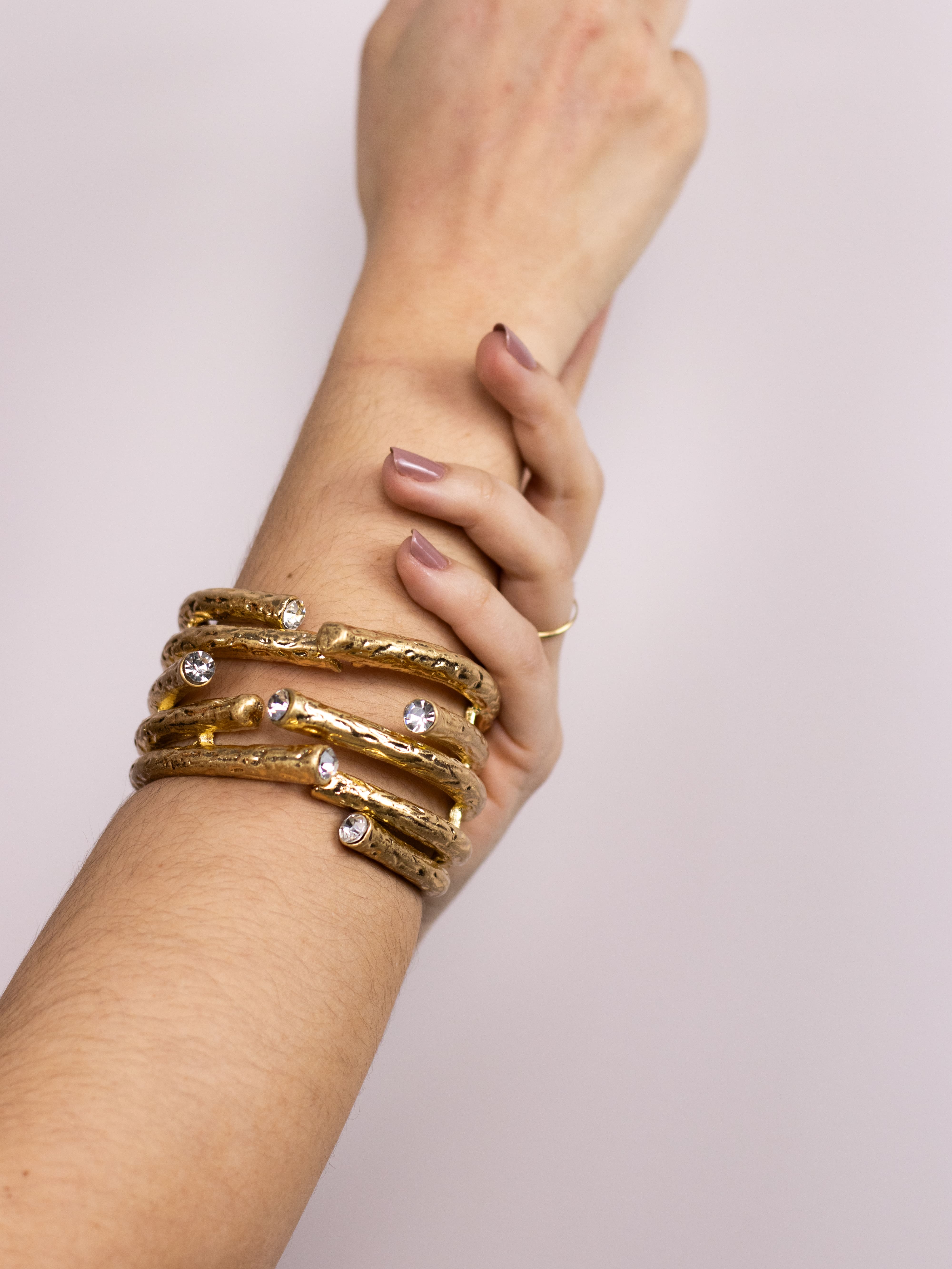 Bracelete Medieval com Cristal Dourado