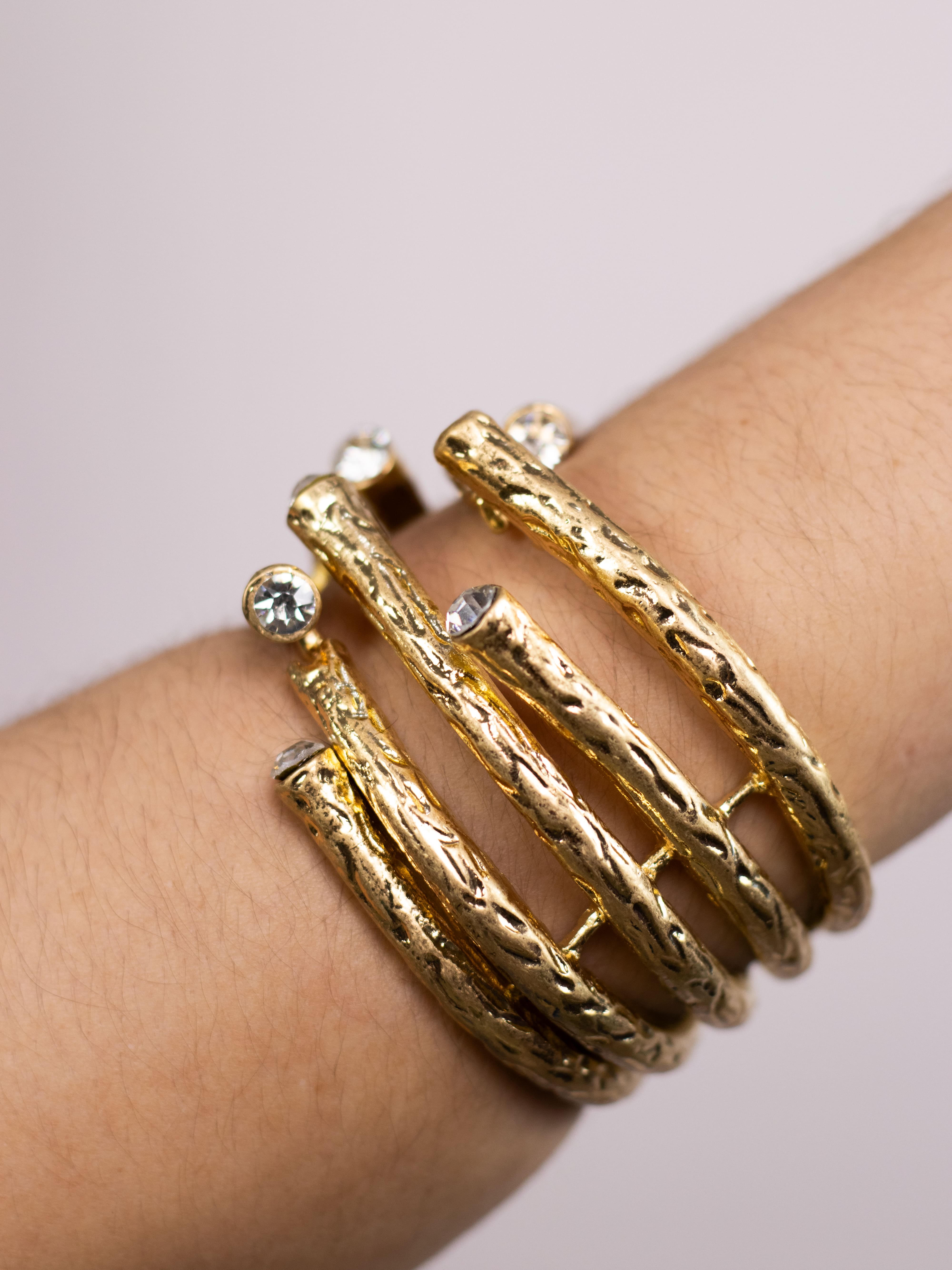Bracelete Medieval com Cristal Dourado