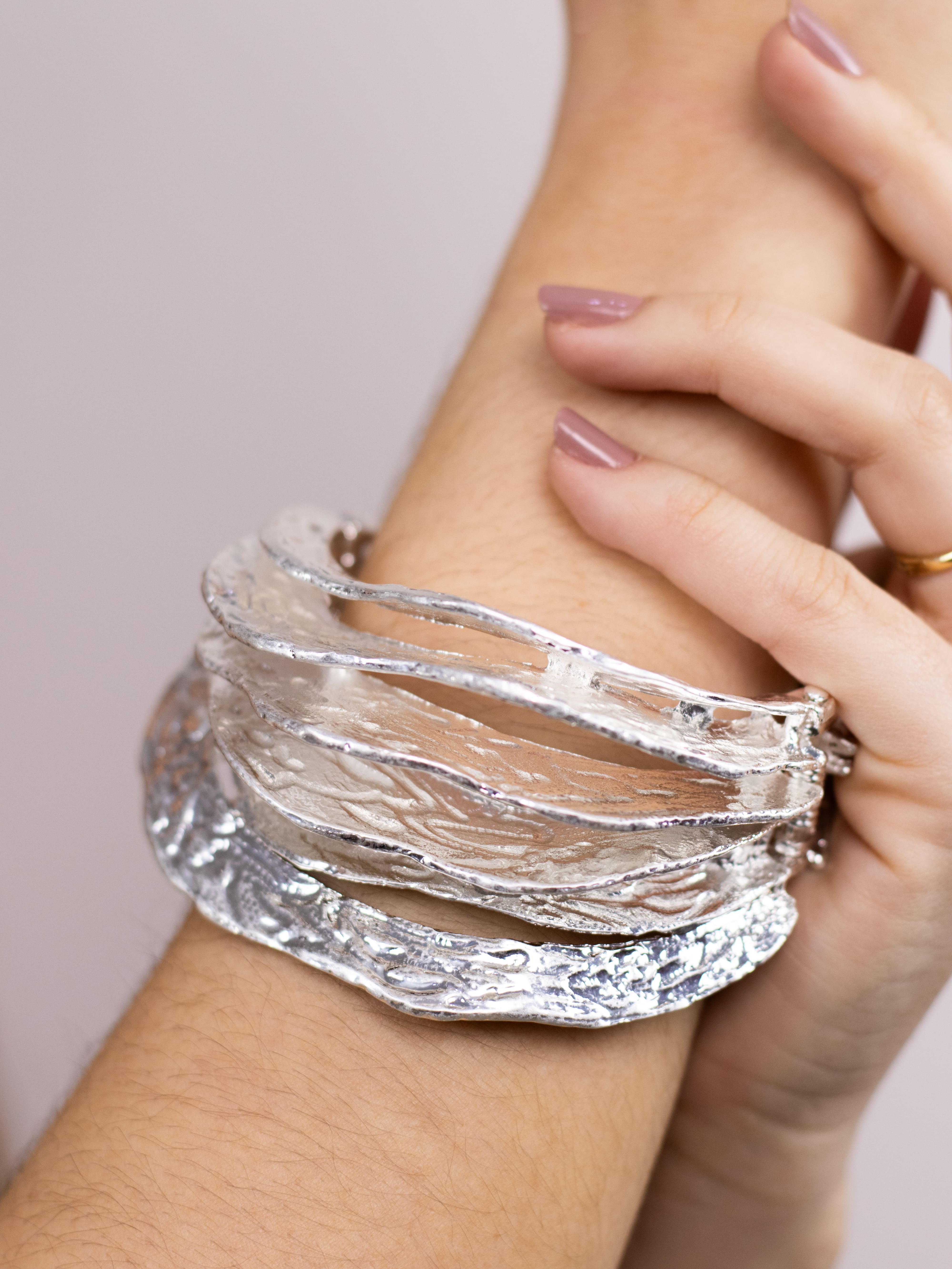 Bracelete Medieval Ondulado Prata