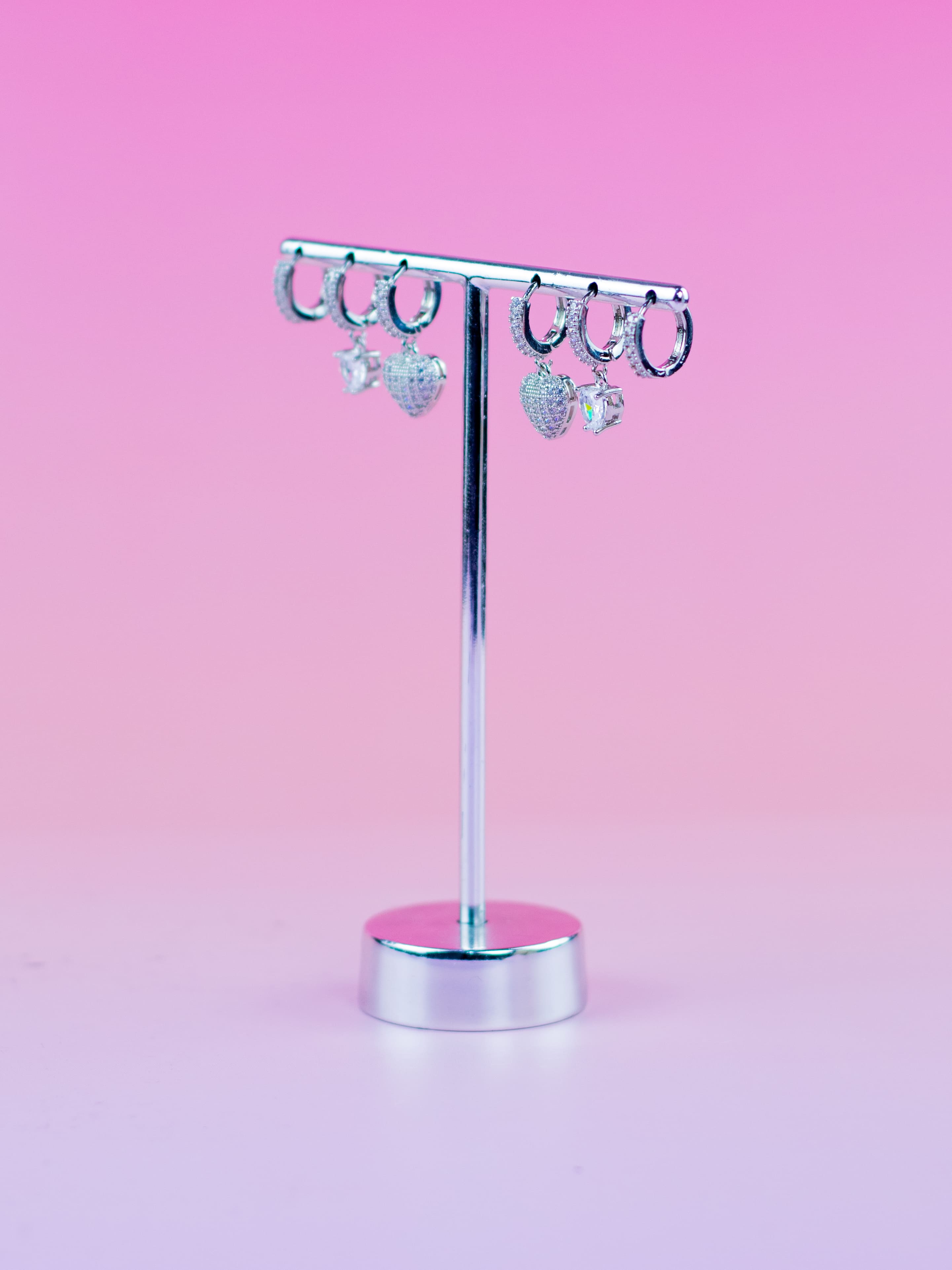 Brinco Trio Argolinha Prata com Pingente de Coração Cravejado