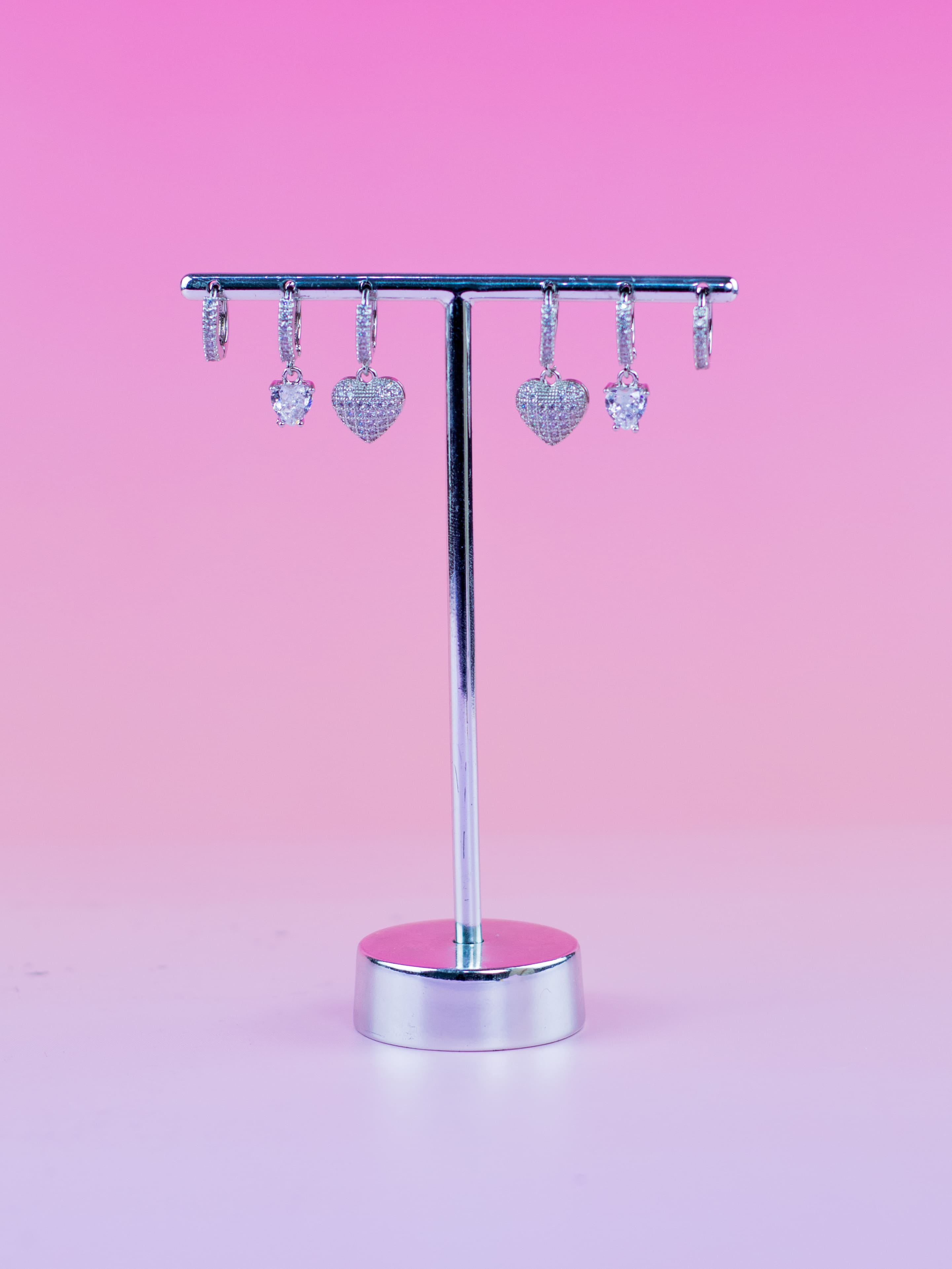 Brinco Trio Argolinha Prata com Pingente de Coração Cravejado