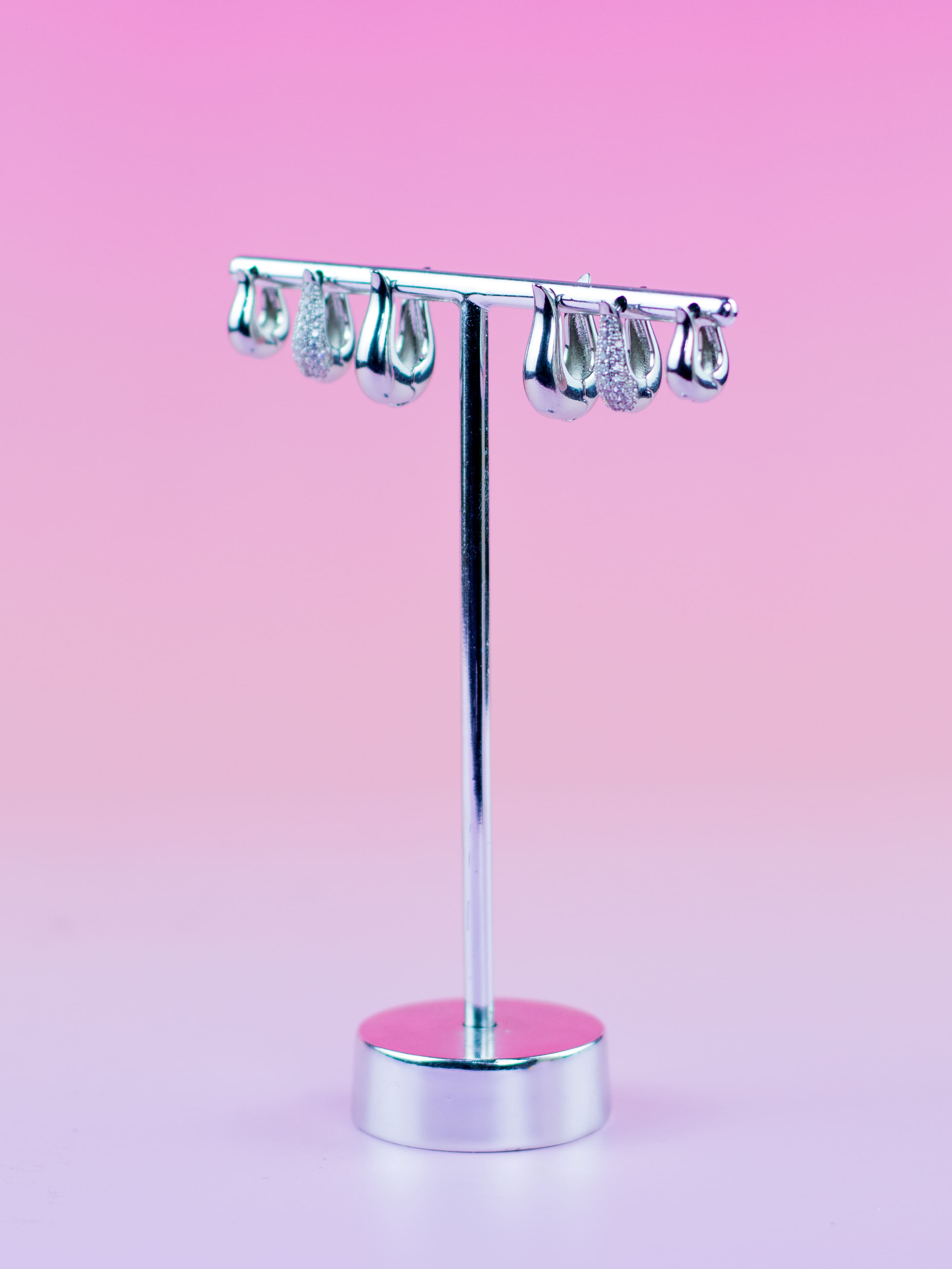 Brinco Trio de Gota Prata Com Zircônia e Metal Liso