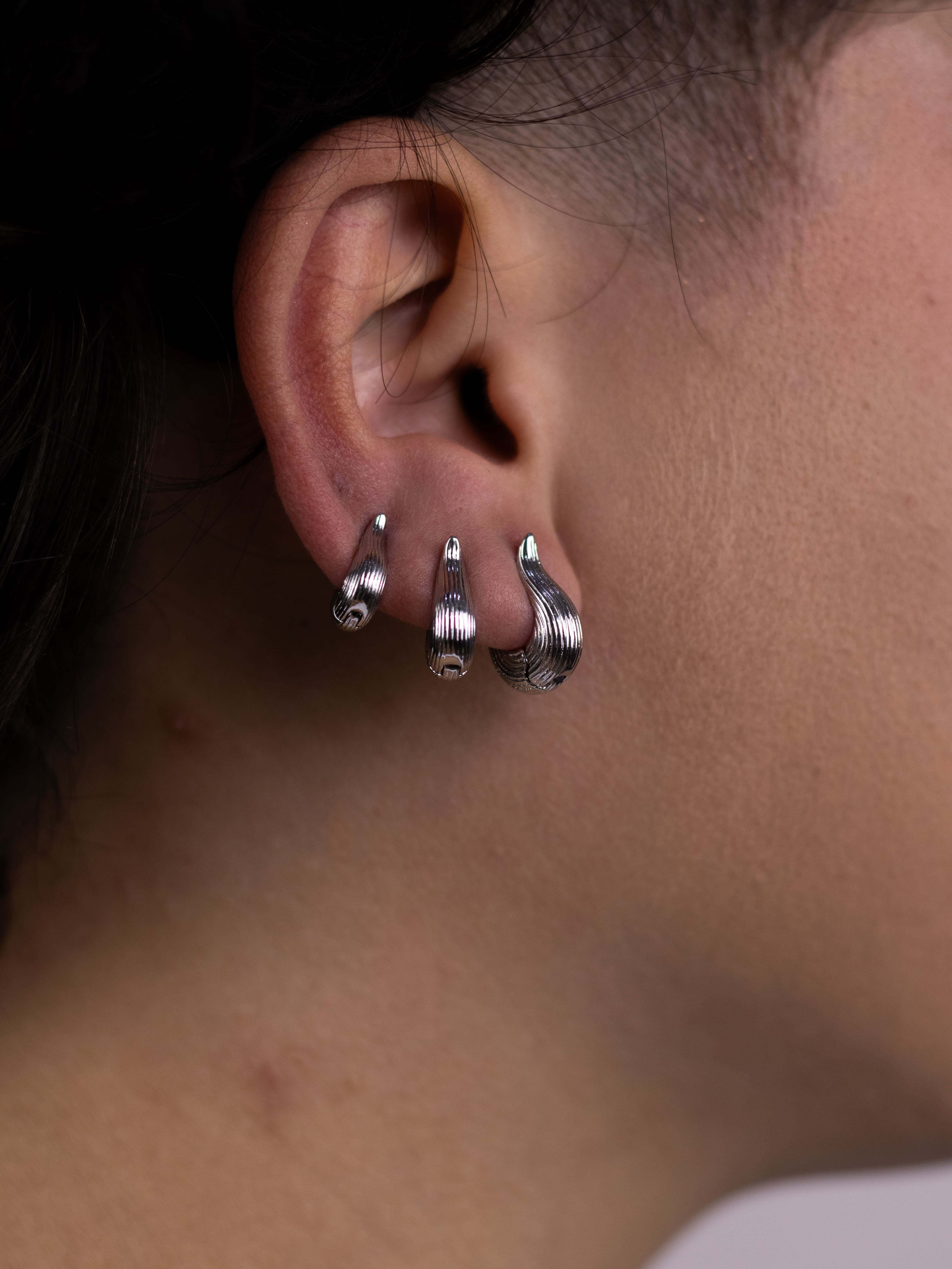 Brinco Trio de Argolinha de Gota Prata com Friso